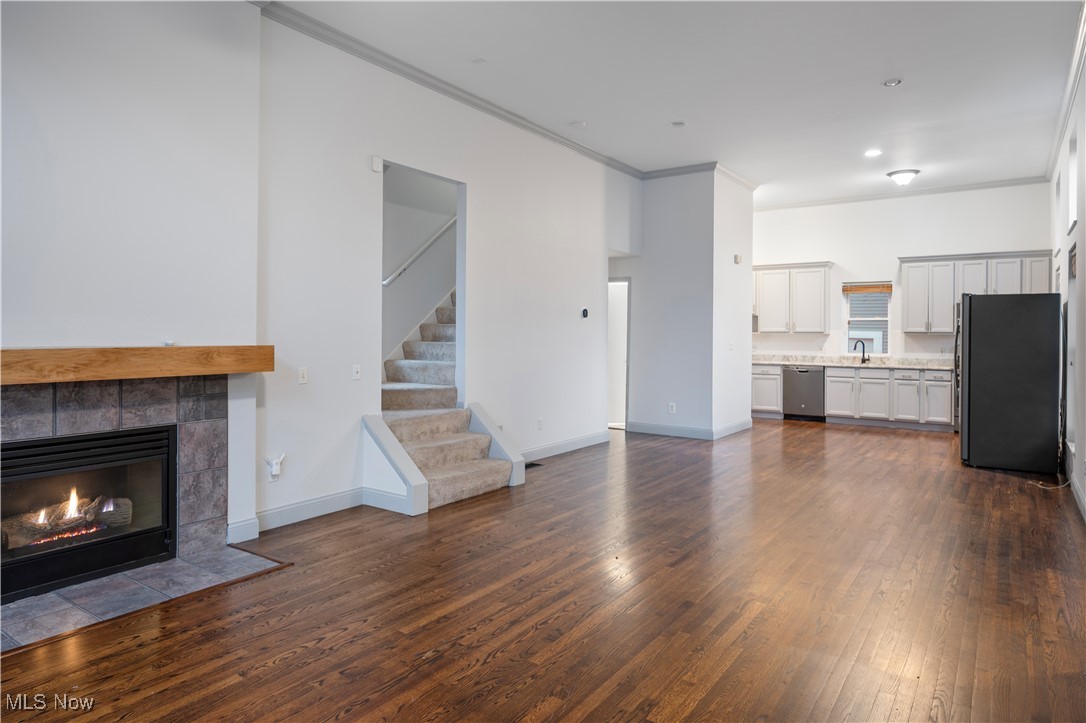 2177 W 41st Street