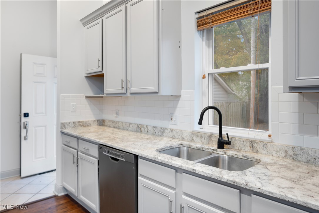 2177 W 41st Street