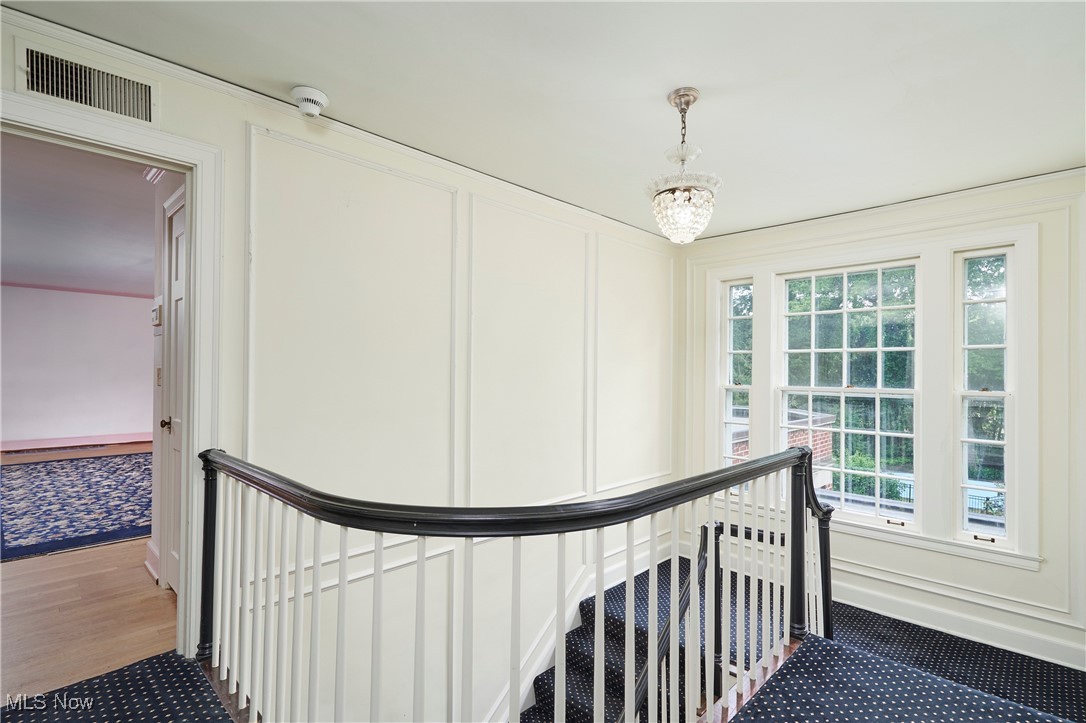 2166 Ridgewood Road