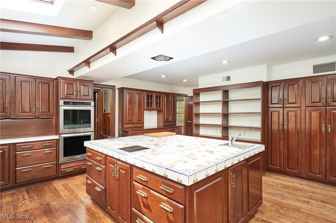 2166 Ridgewood Road