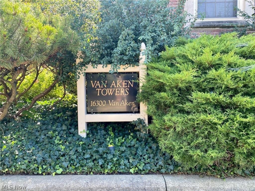 16300 Van Aken Boulevard 305C
