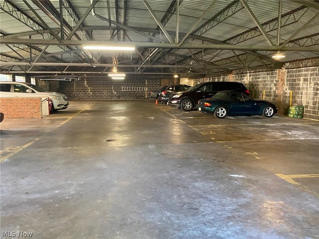 16300 Van Aken Boulevard 305C