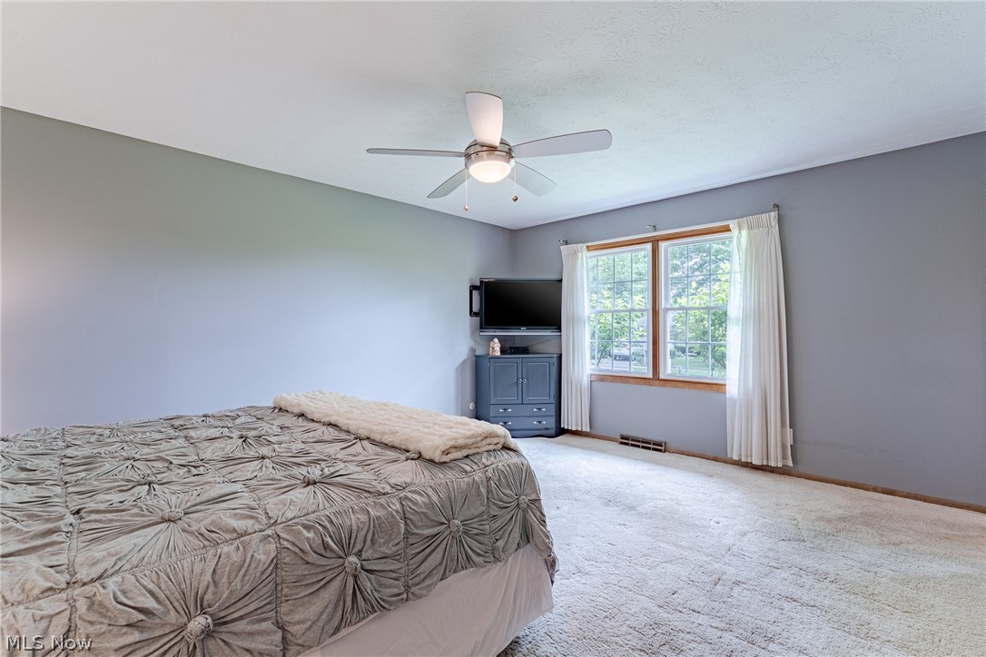 86 Blue Hill Lane