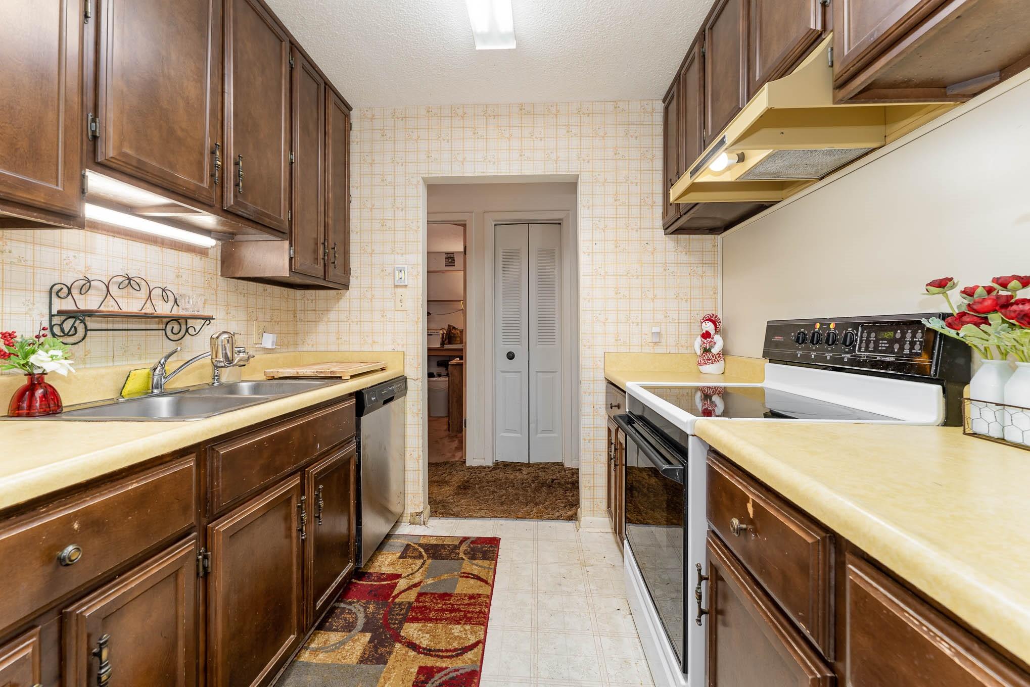 530 Acorn Oaks Drive