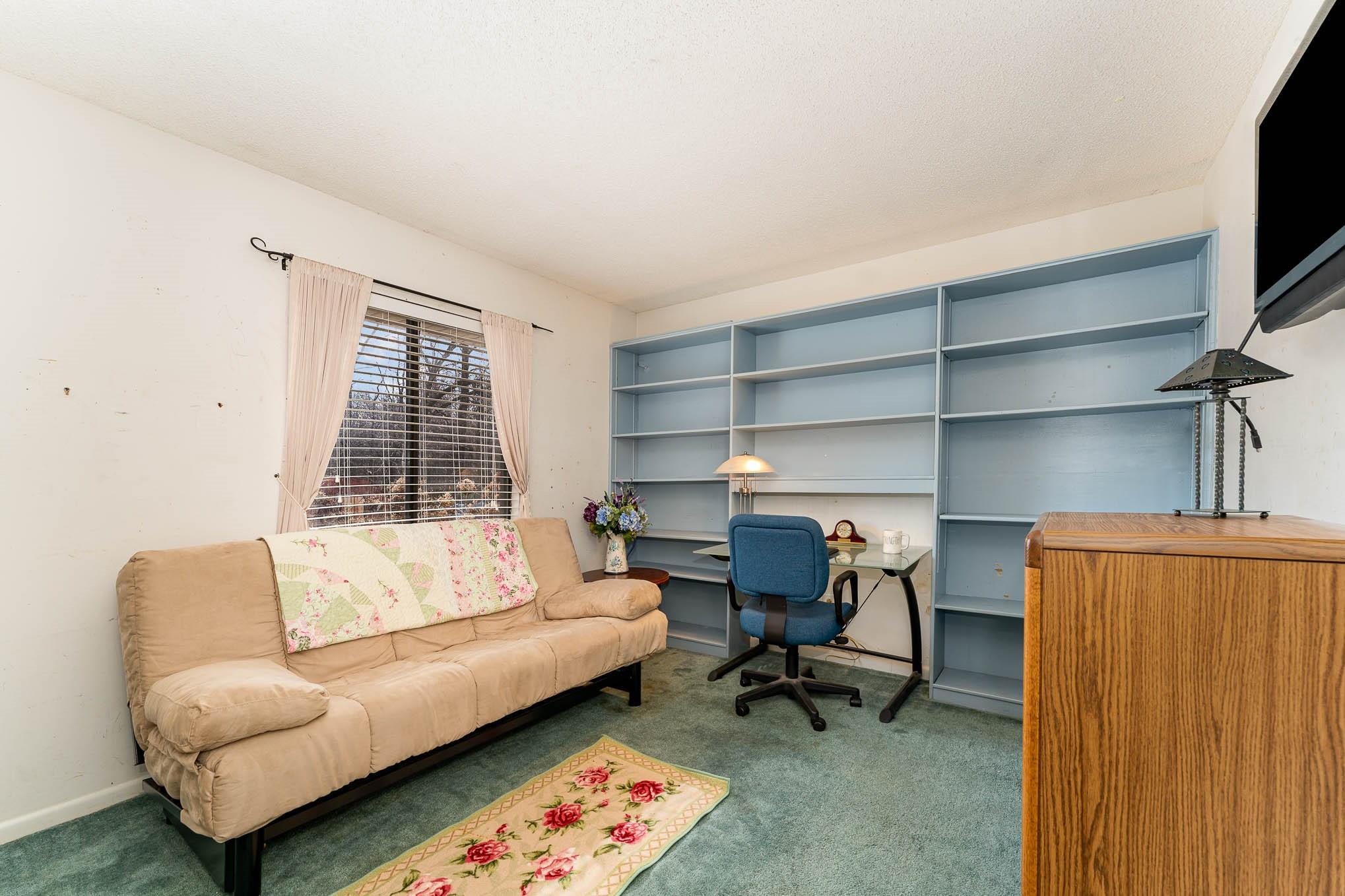 530 Acorn Oaks Drive