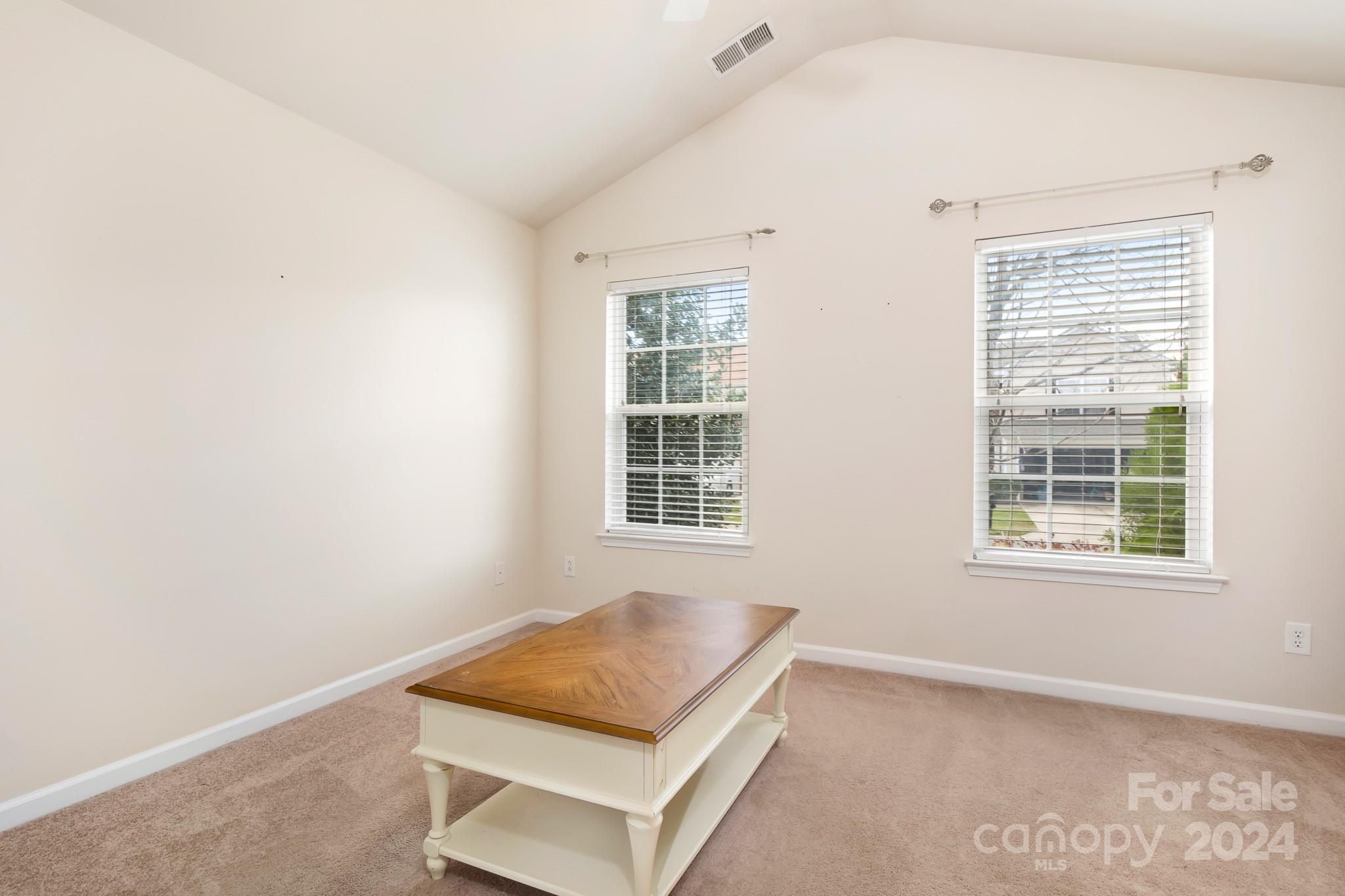 1438 NW Laraway Court