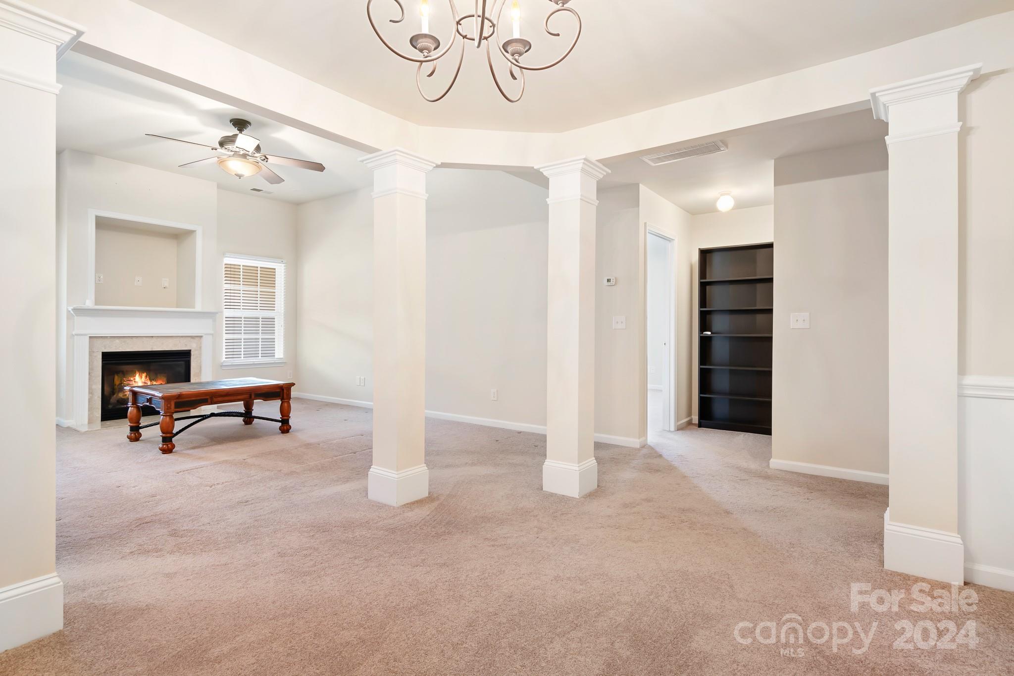 1438 NW Laraway Court