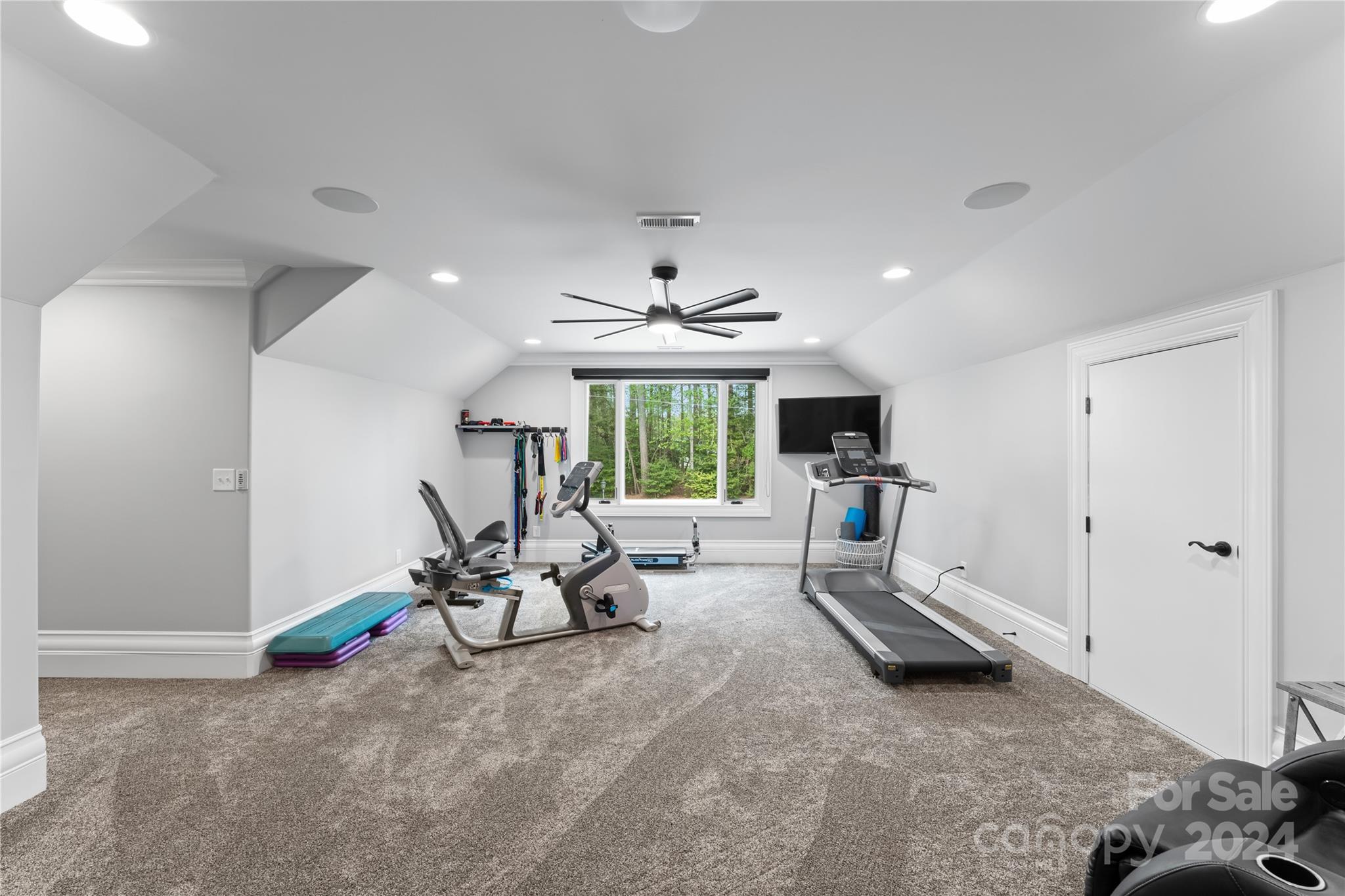 158 Lucent Lane