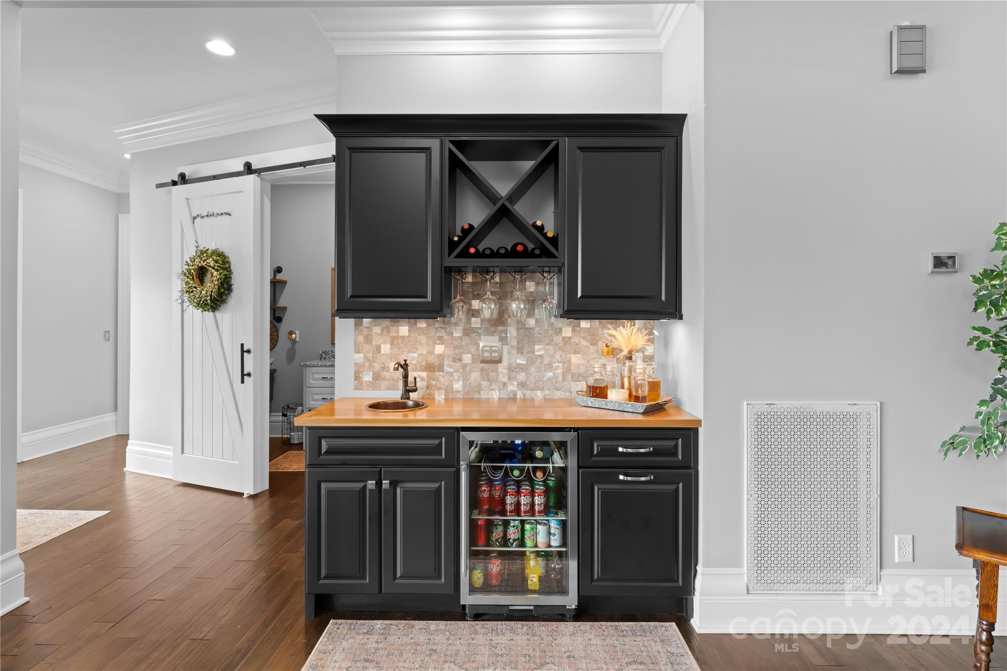 158 Lucent Lane