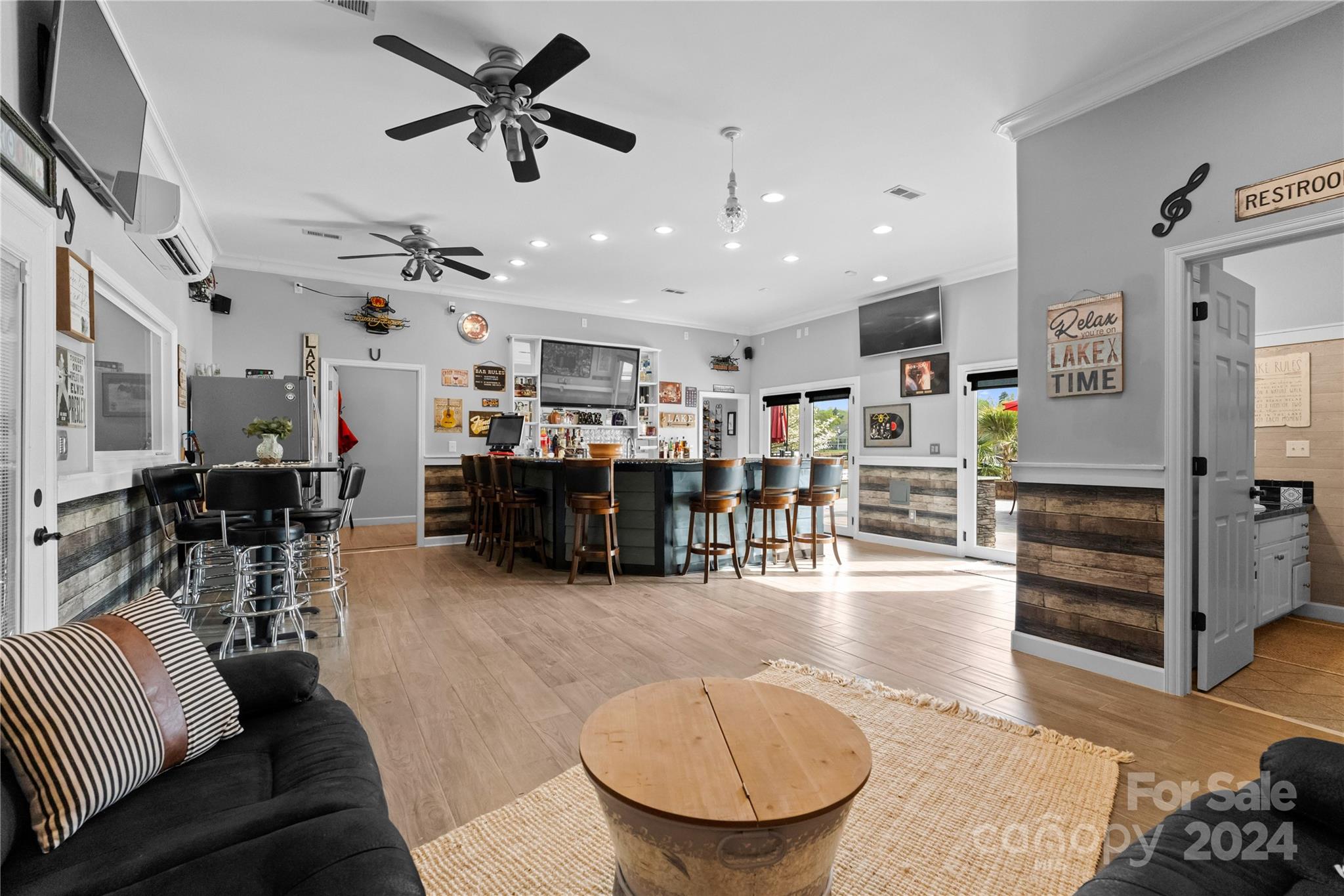 158 Lucent Lane