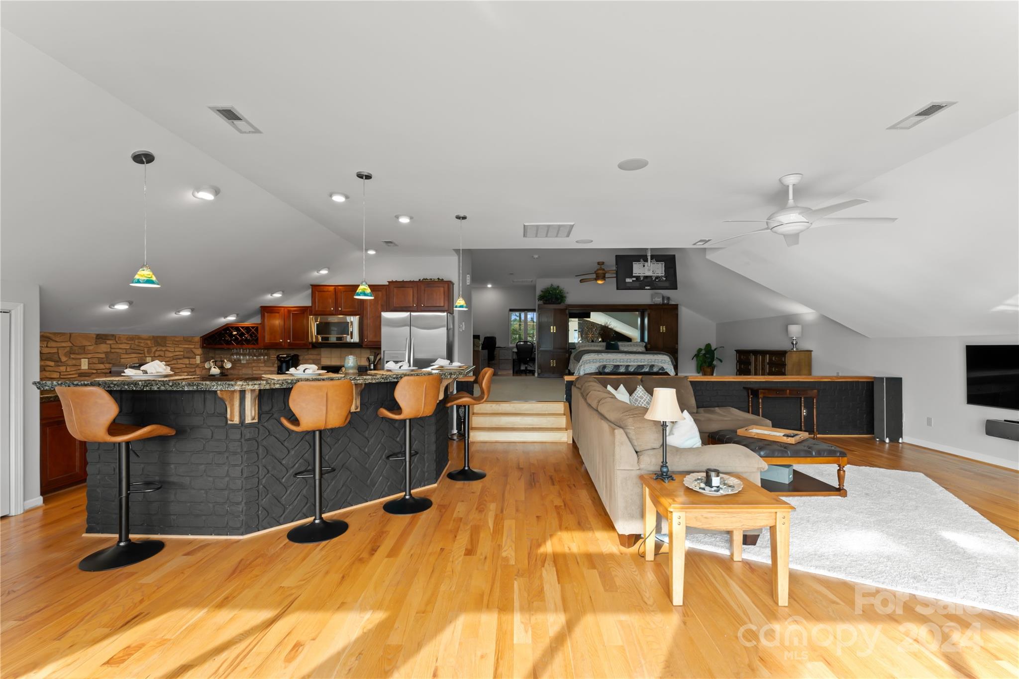 158 Lucent Lane