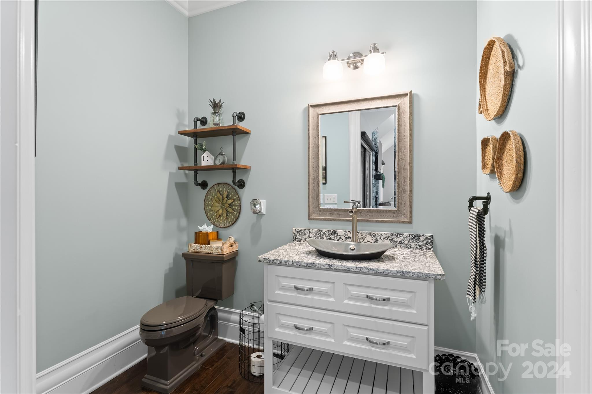 158 Lucent Lane