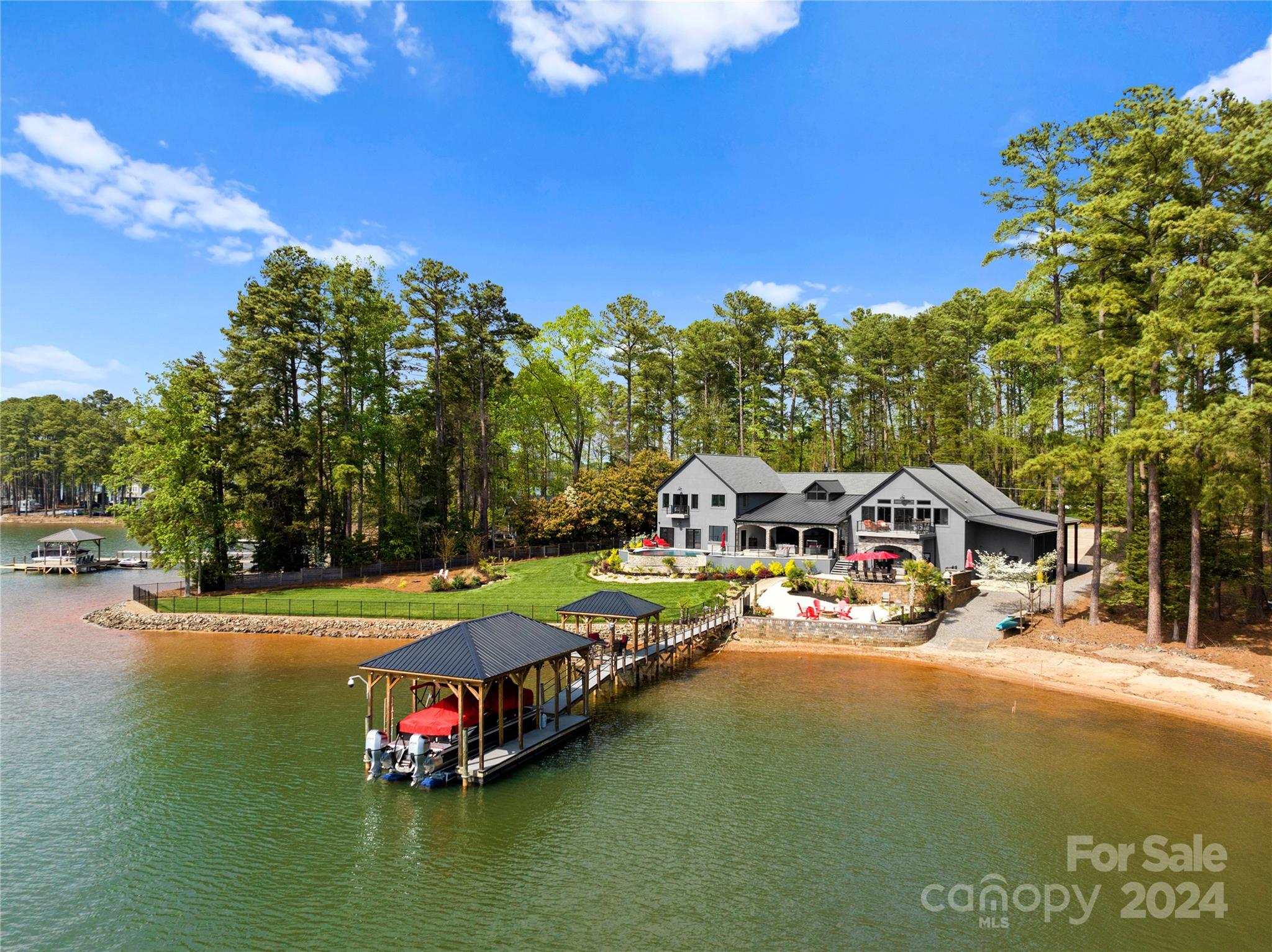 158 Lucent Lane