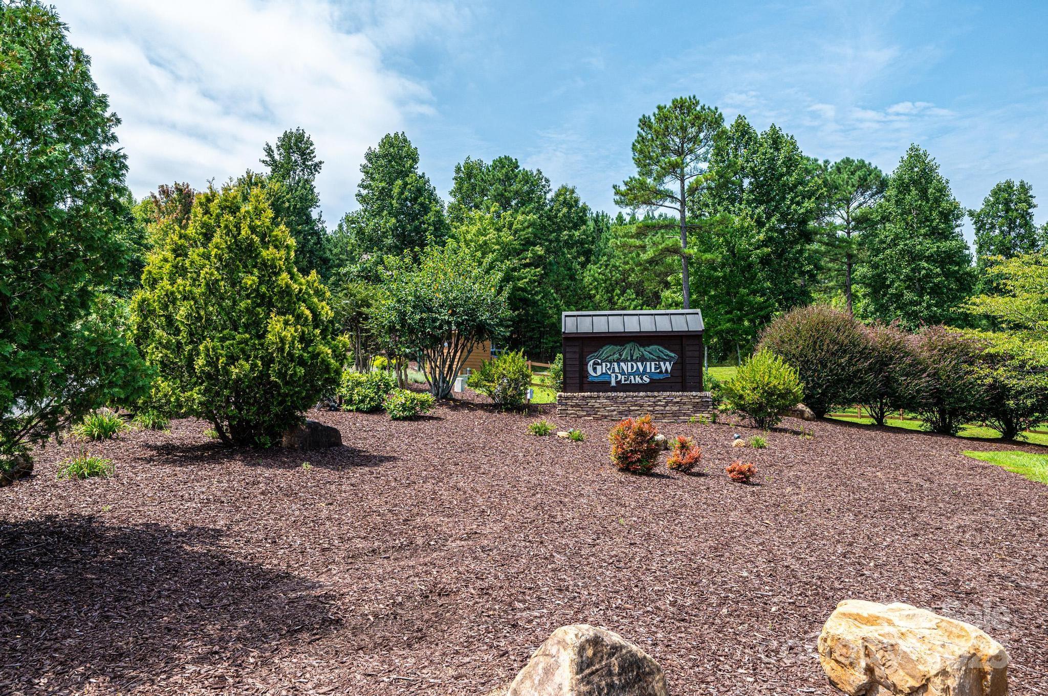 478 Lakeside Trail