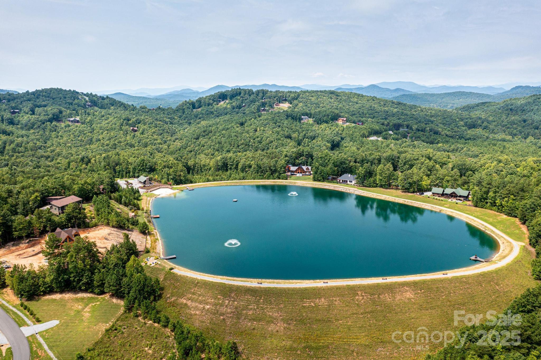 478 Lakeside Trail