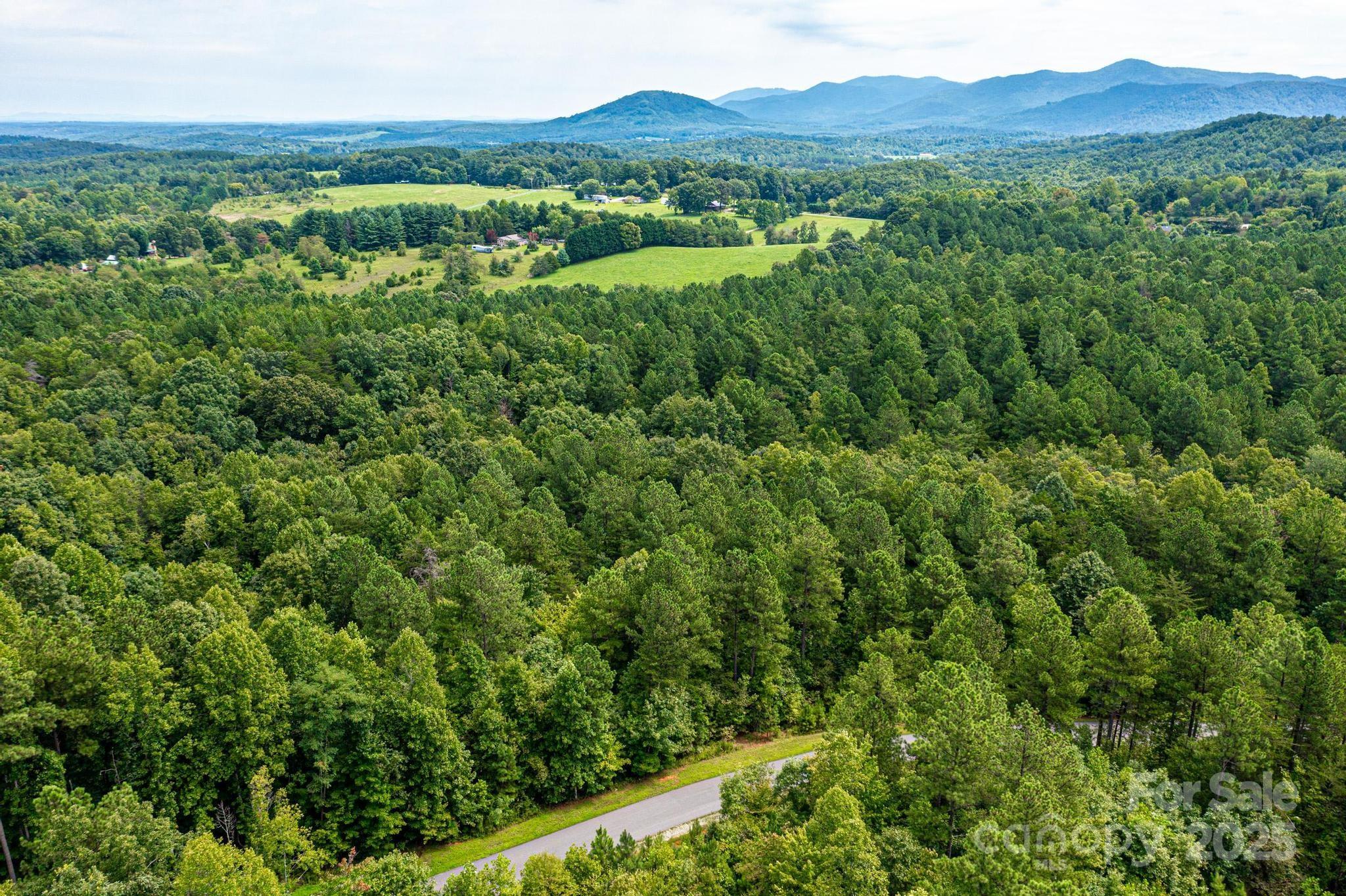 478 Lakeside Trail