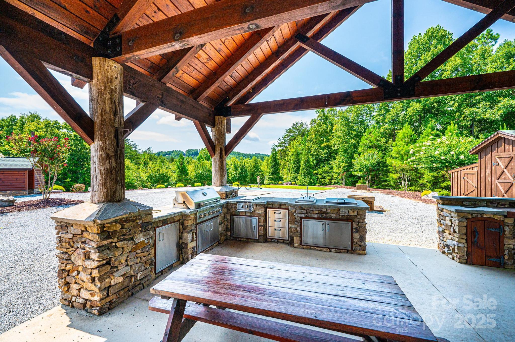 478 Lakeside Trail