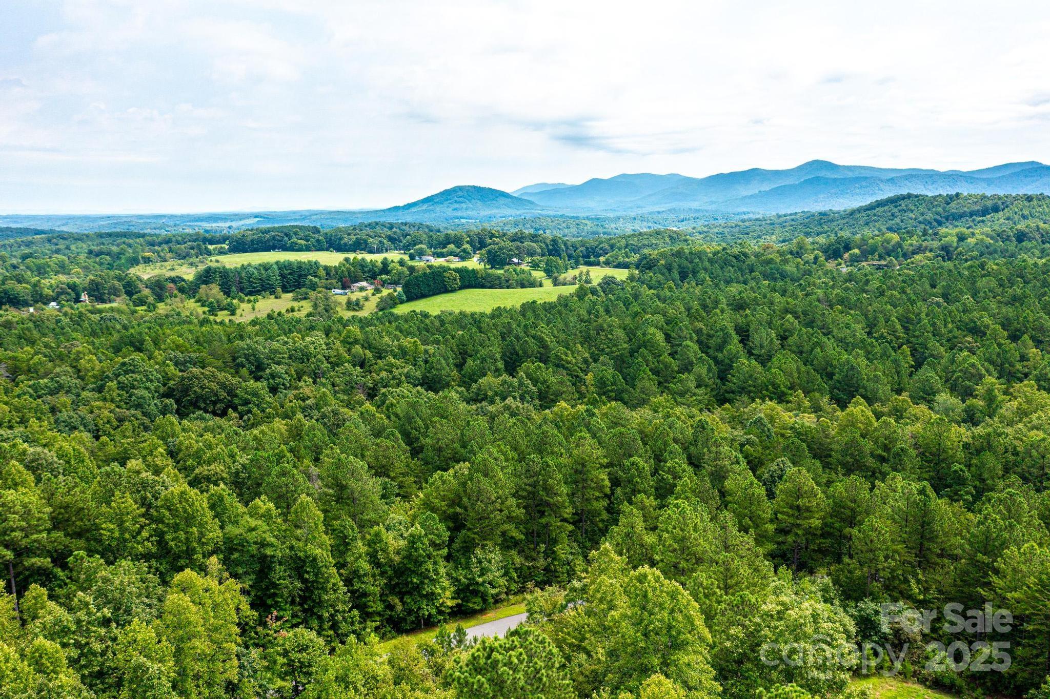 478 Lakeside Trail