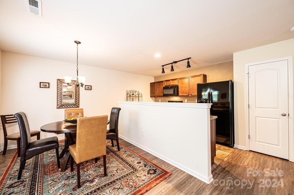 1815 2nd Street Drive SE