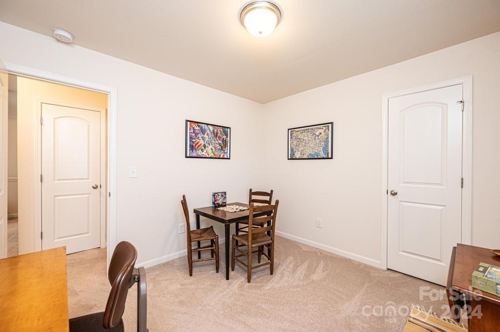 1815 2nd Street Drive SE