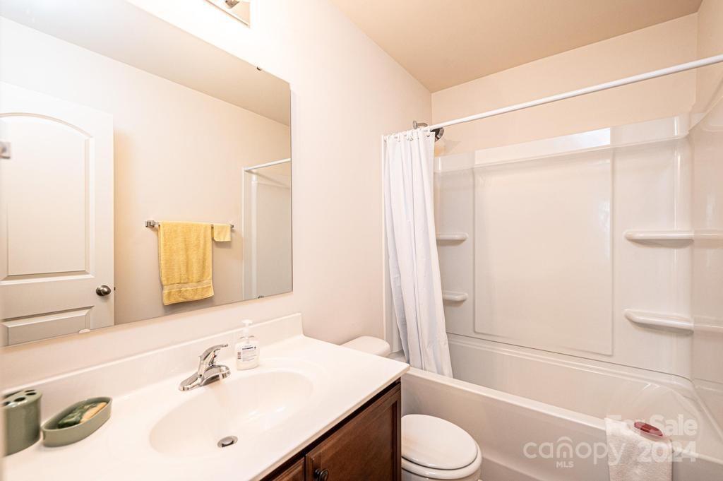 1815 2nd Street Drive SE