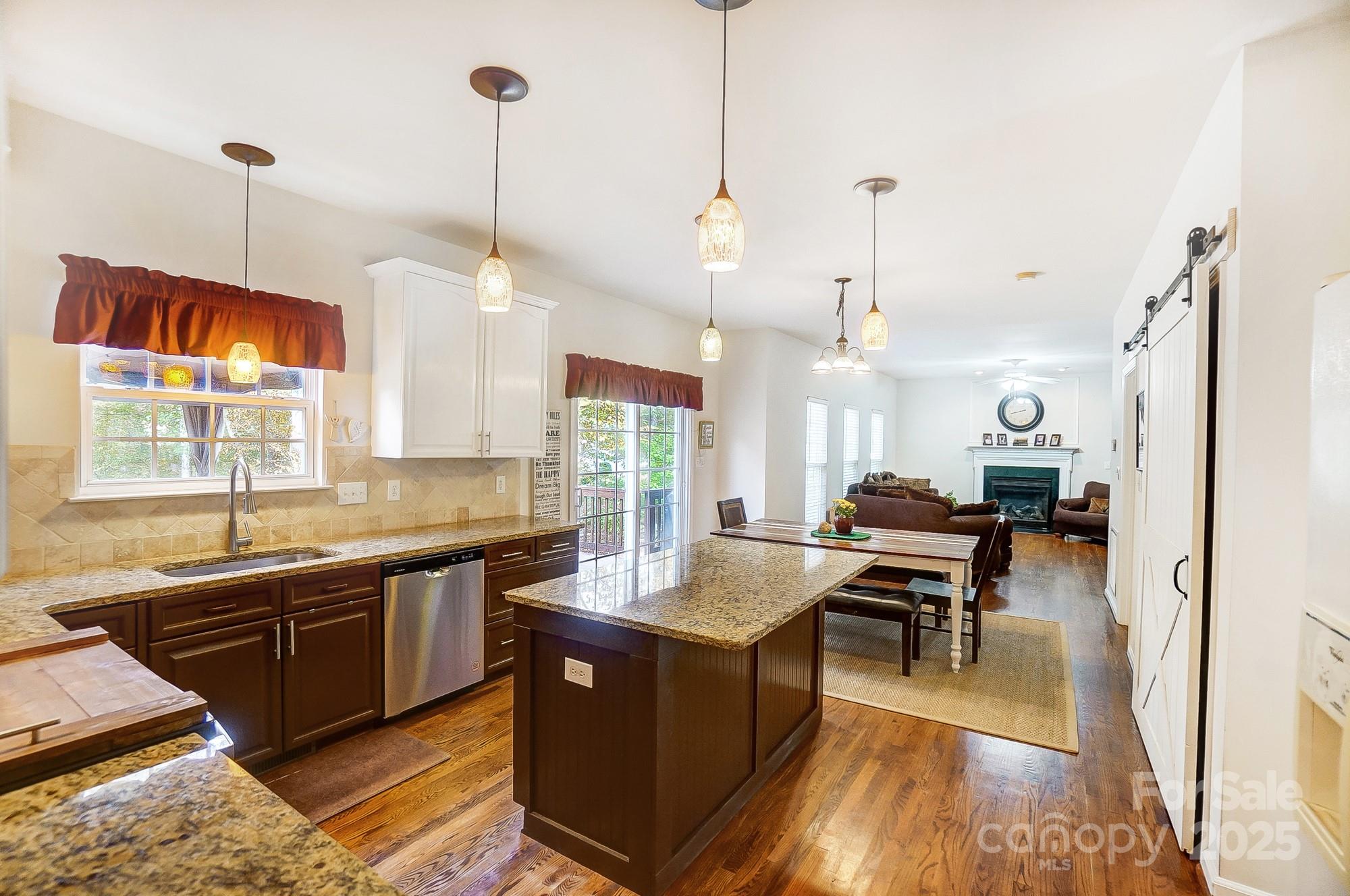 138 Huntly Lane