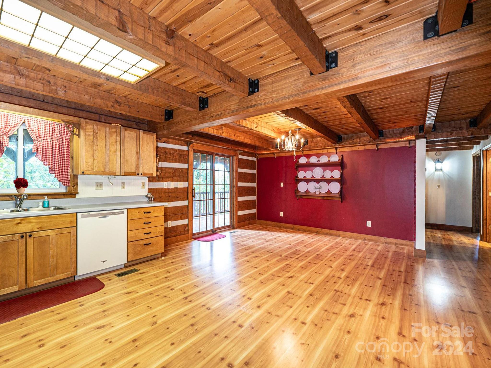 8846 Tammys Court