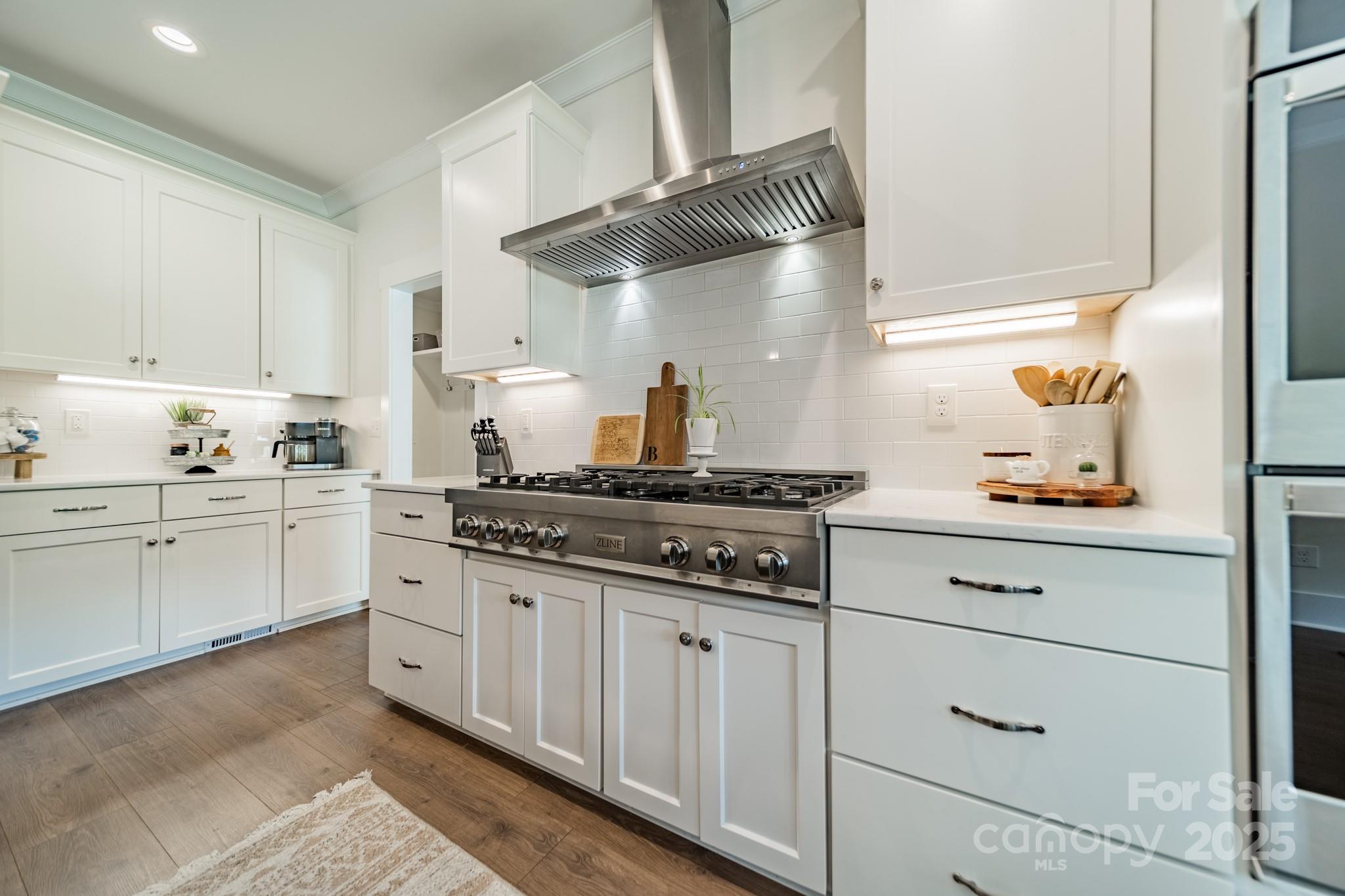 540 Kenway Loop