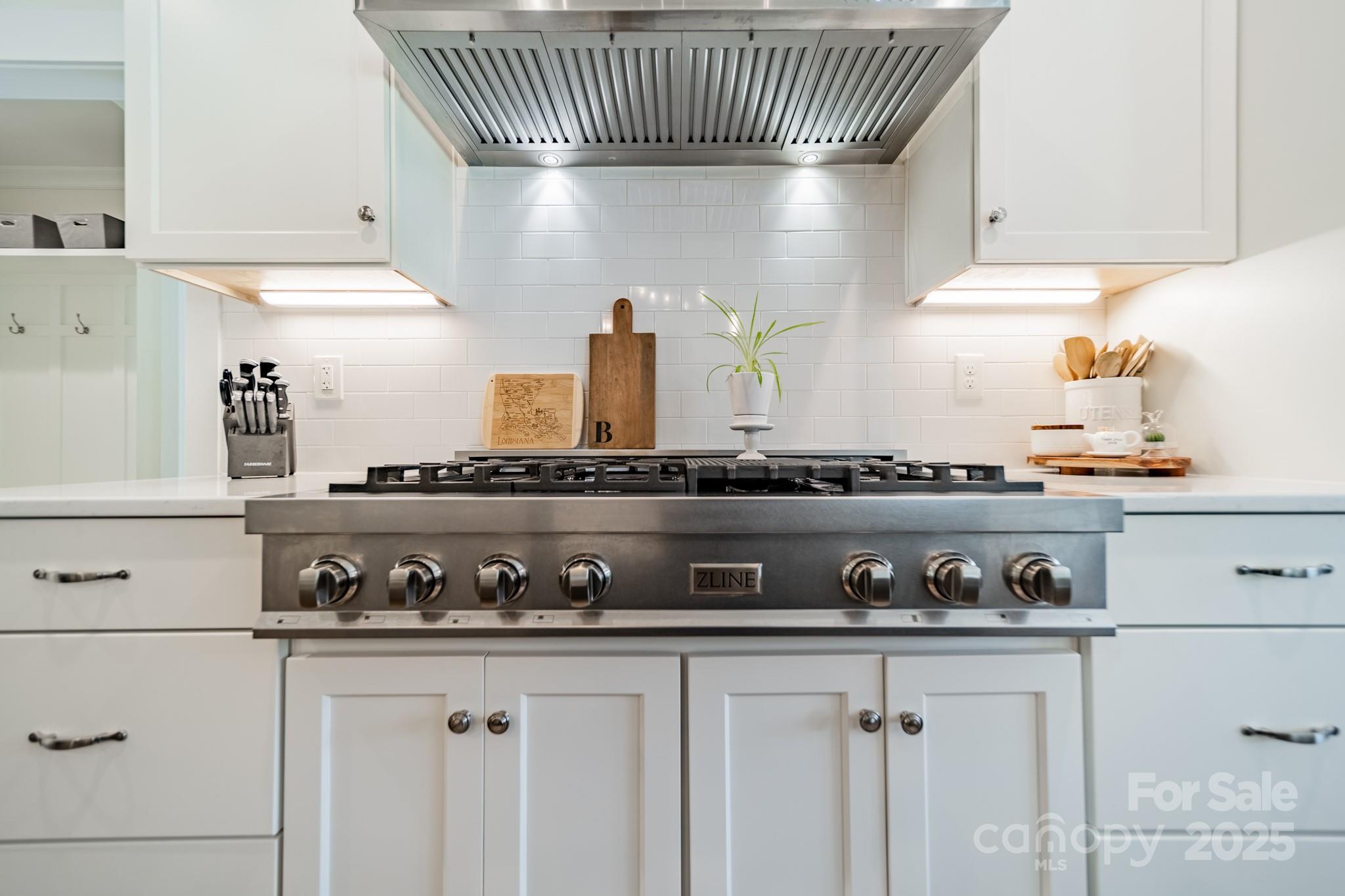 540 Kenway Loop