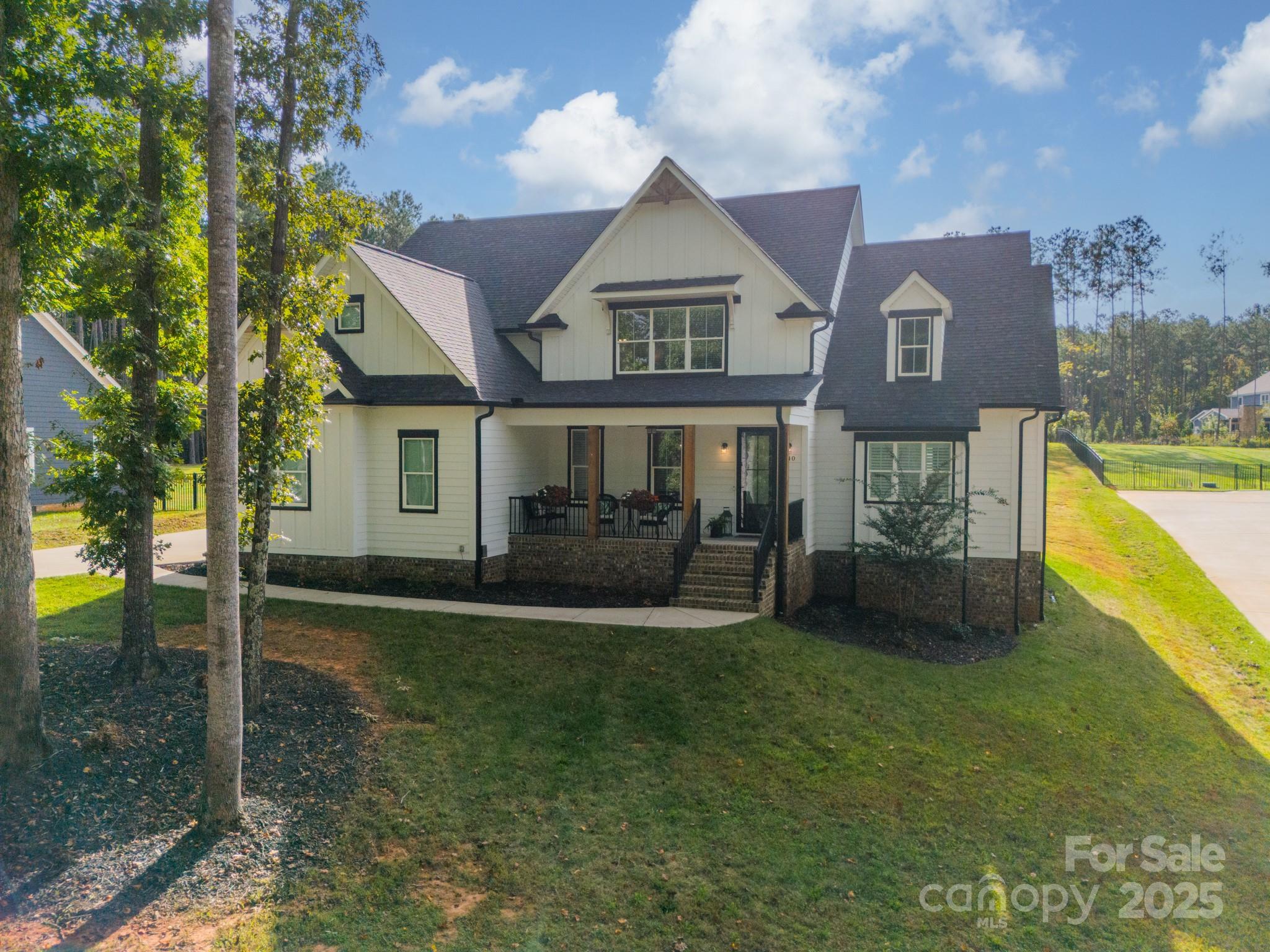 540 Kenway Loop