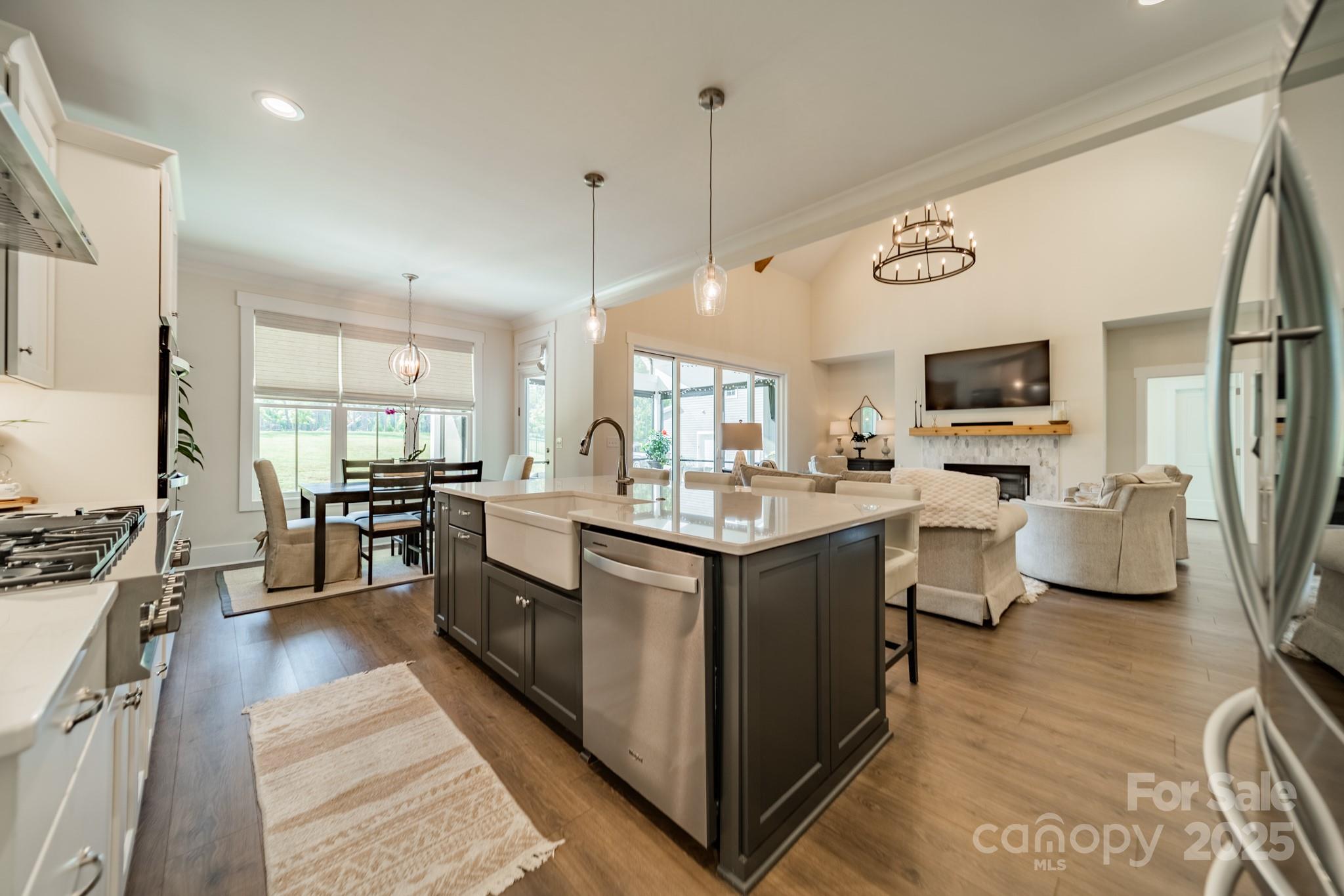 540 Kenway Loop