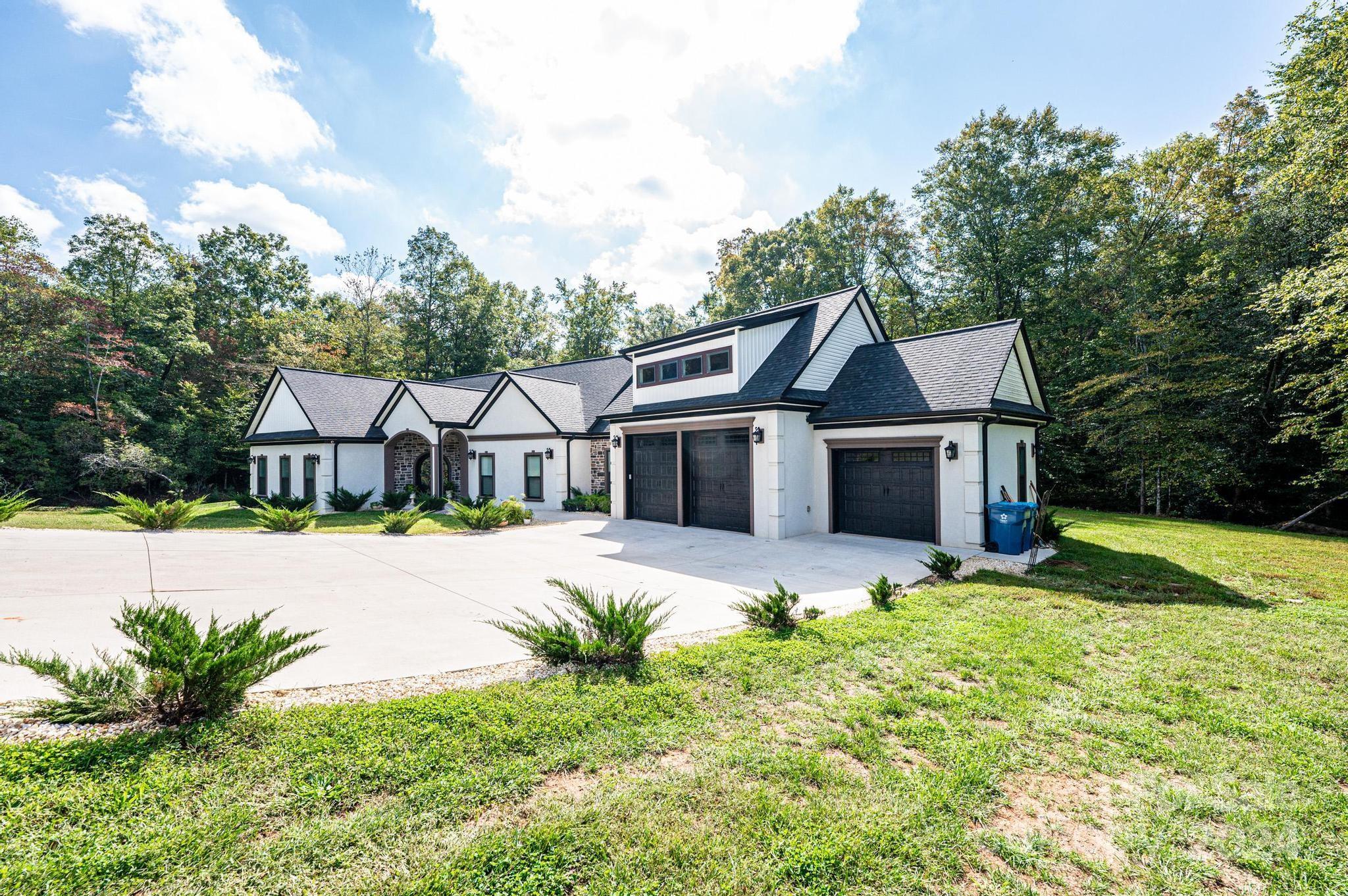 1176 Wisteria Drive