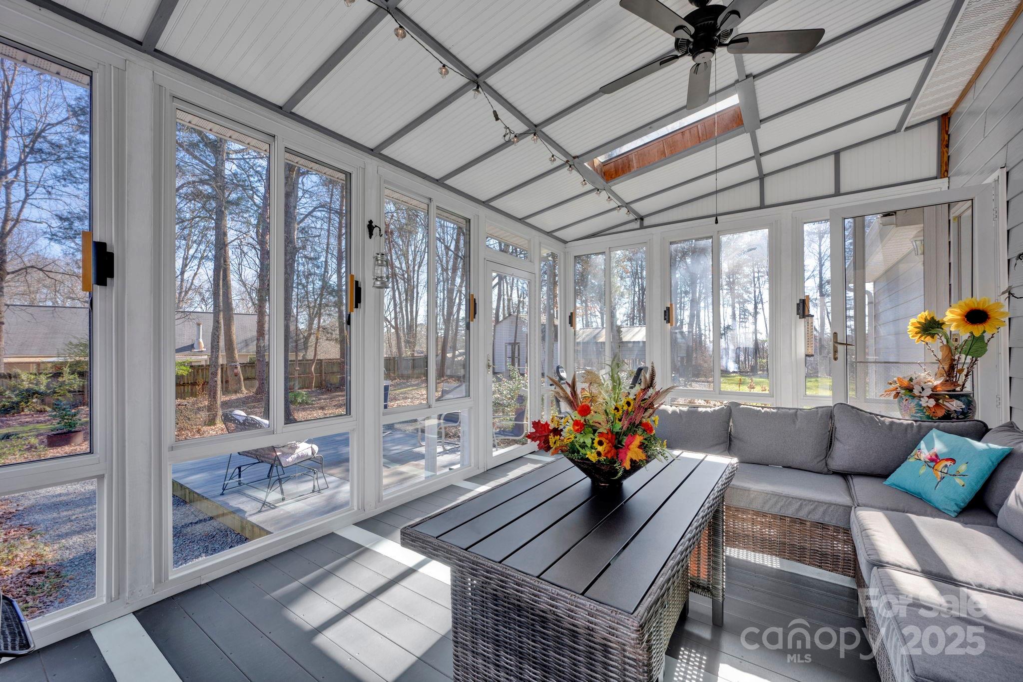 161 Picwyck Drive
