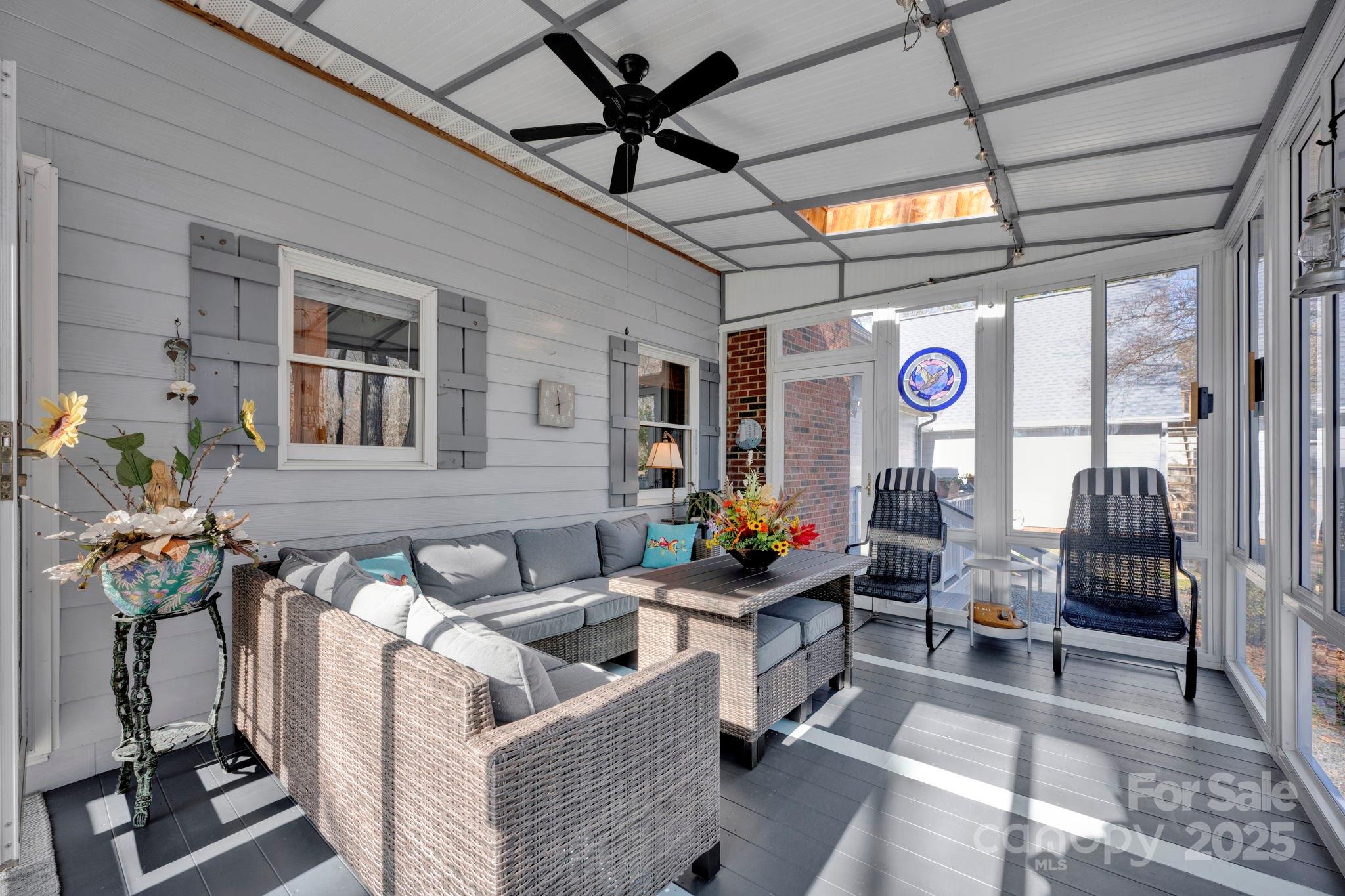 161 Picwyck Drive