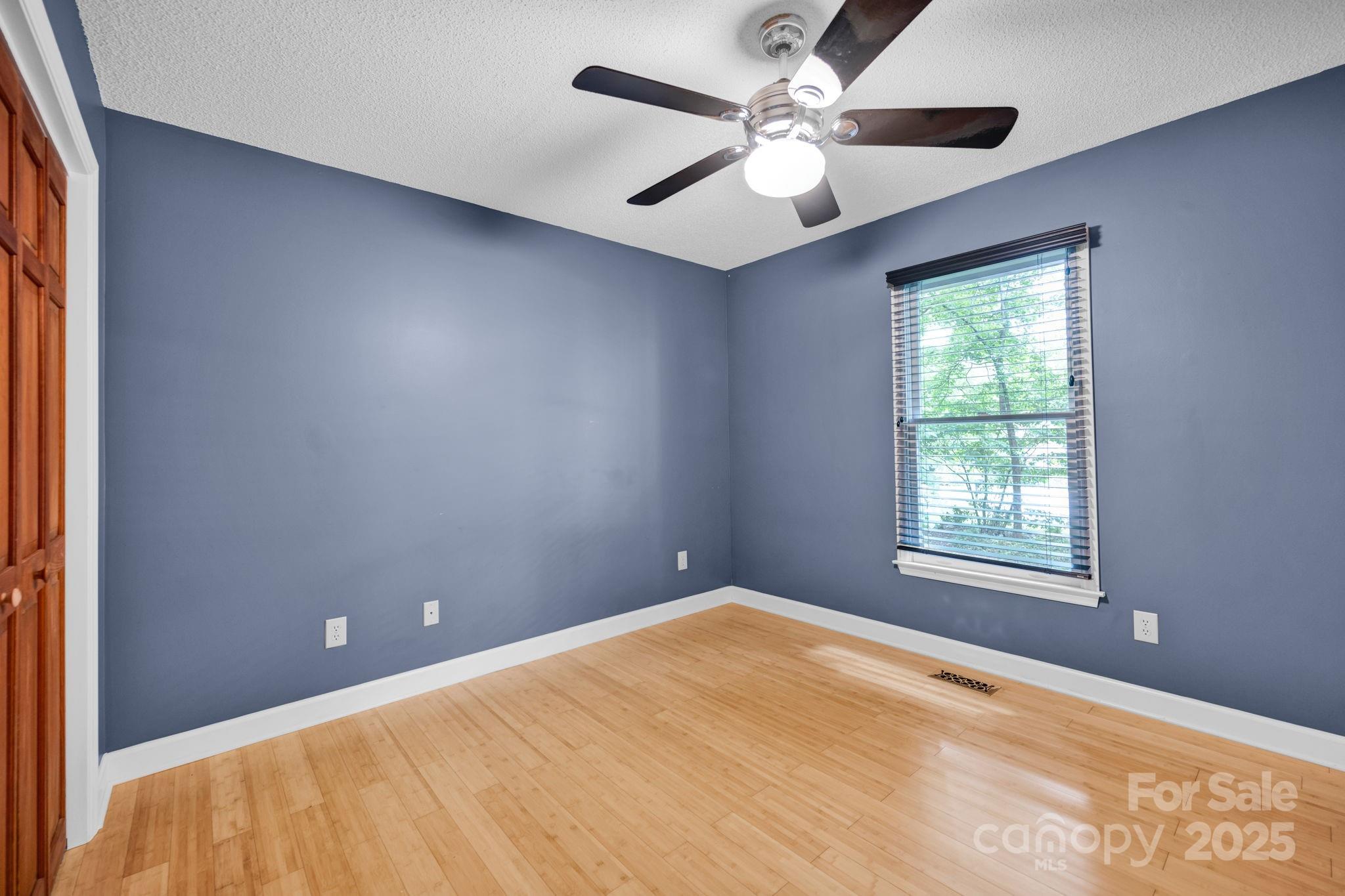 161 Picwyck Drive