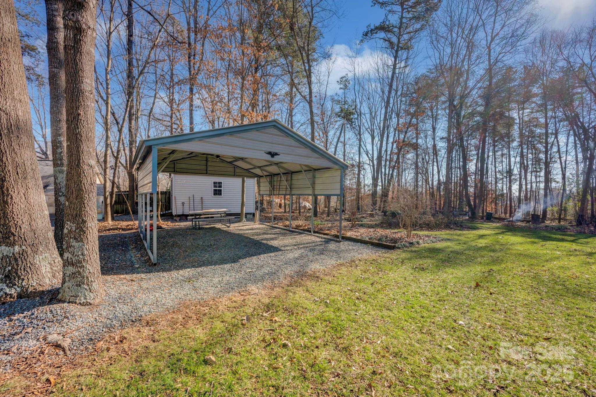 161 Picwyck Drive