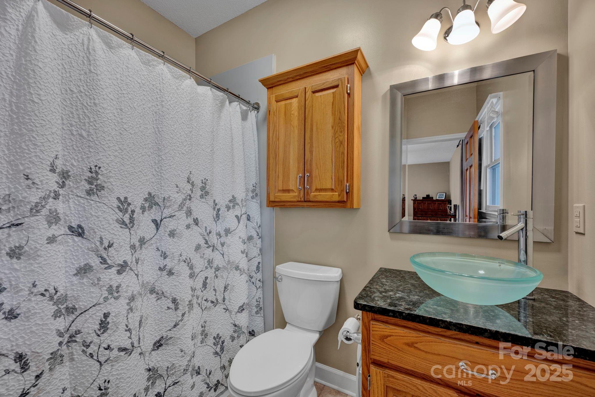 161 Picwyck Drive