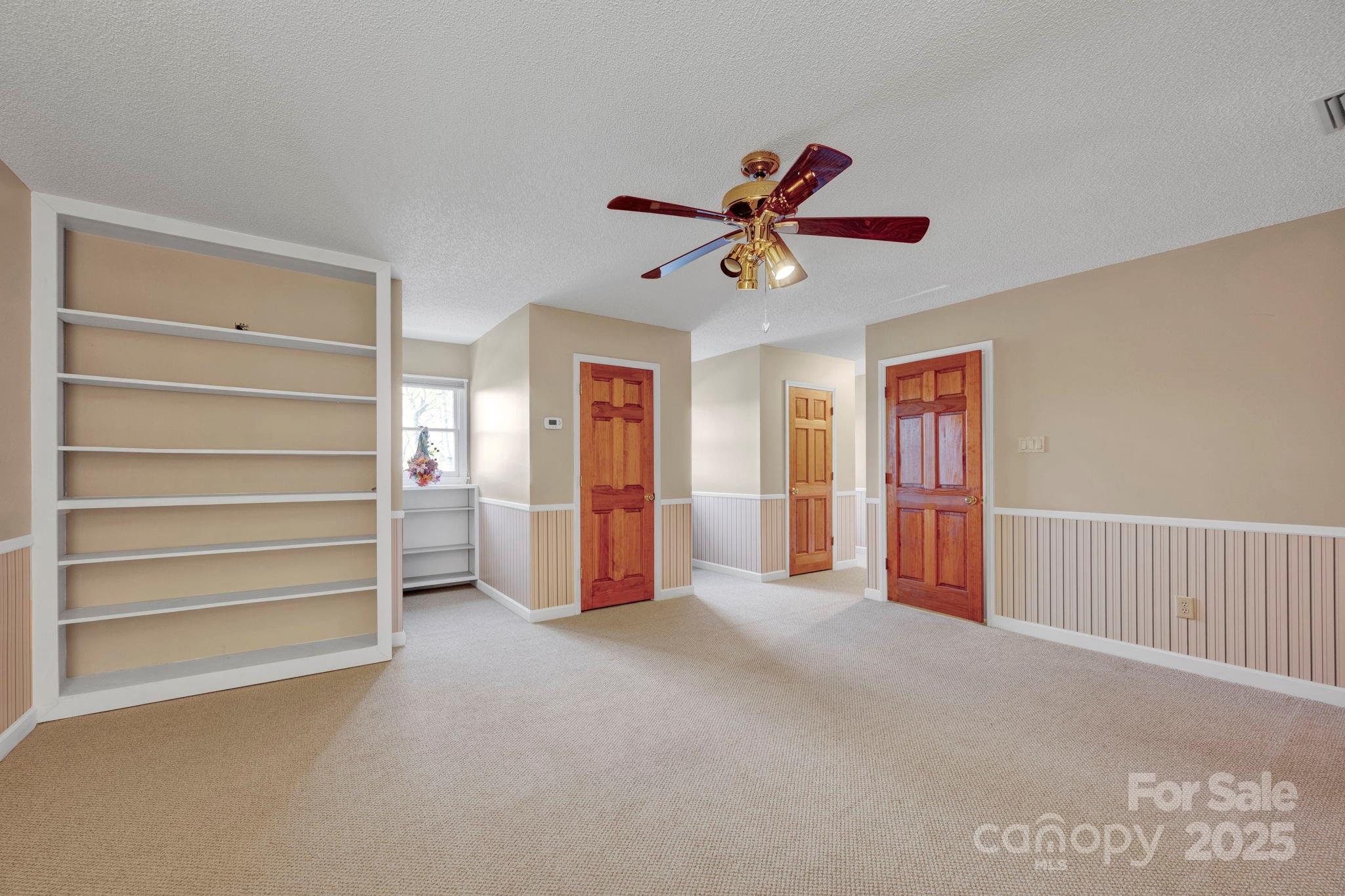 161 Picwyck Drive