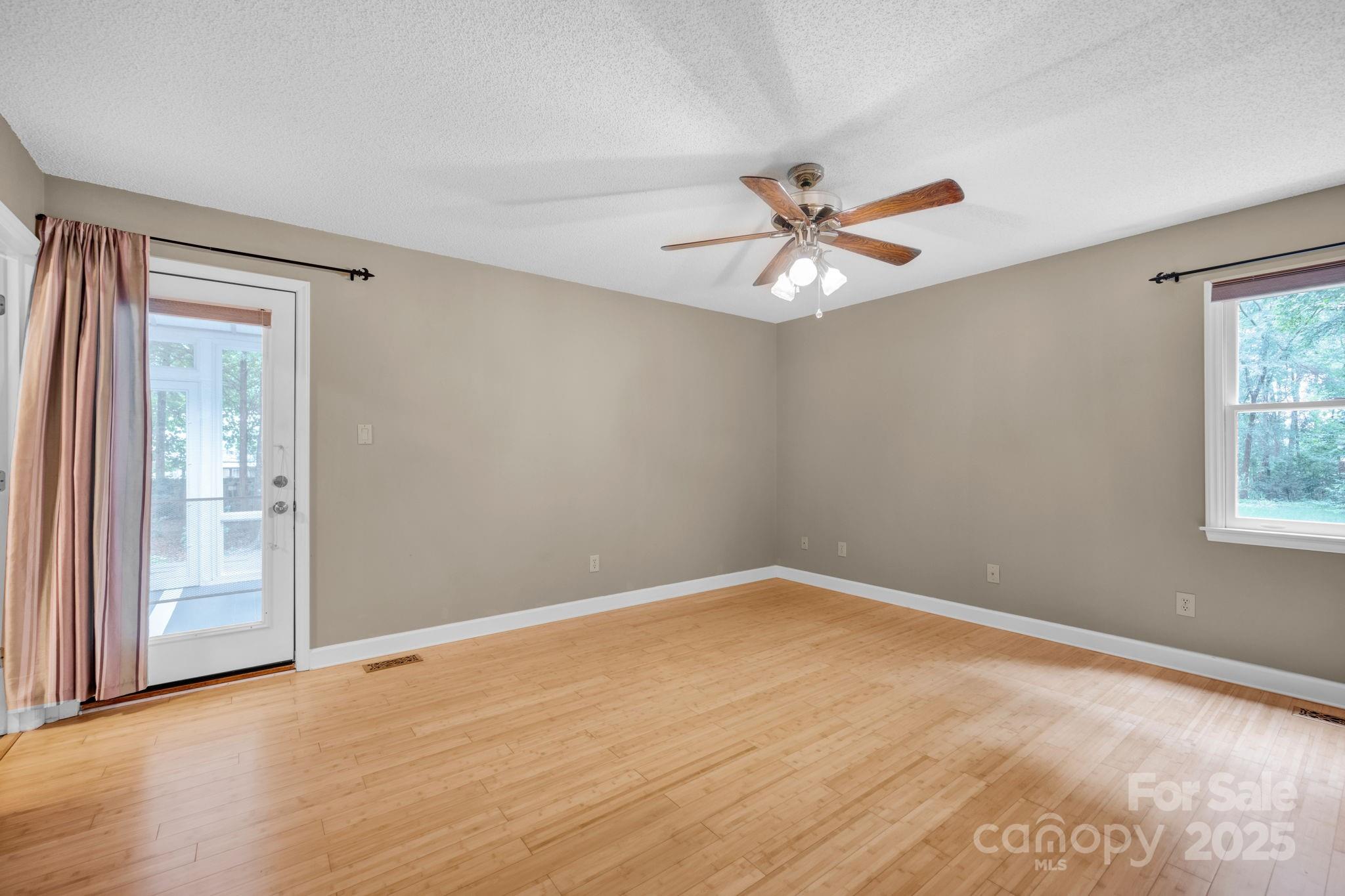 161 Picwyck Drive