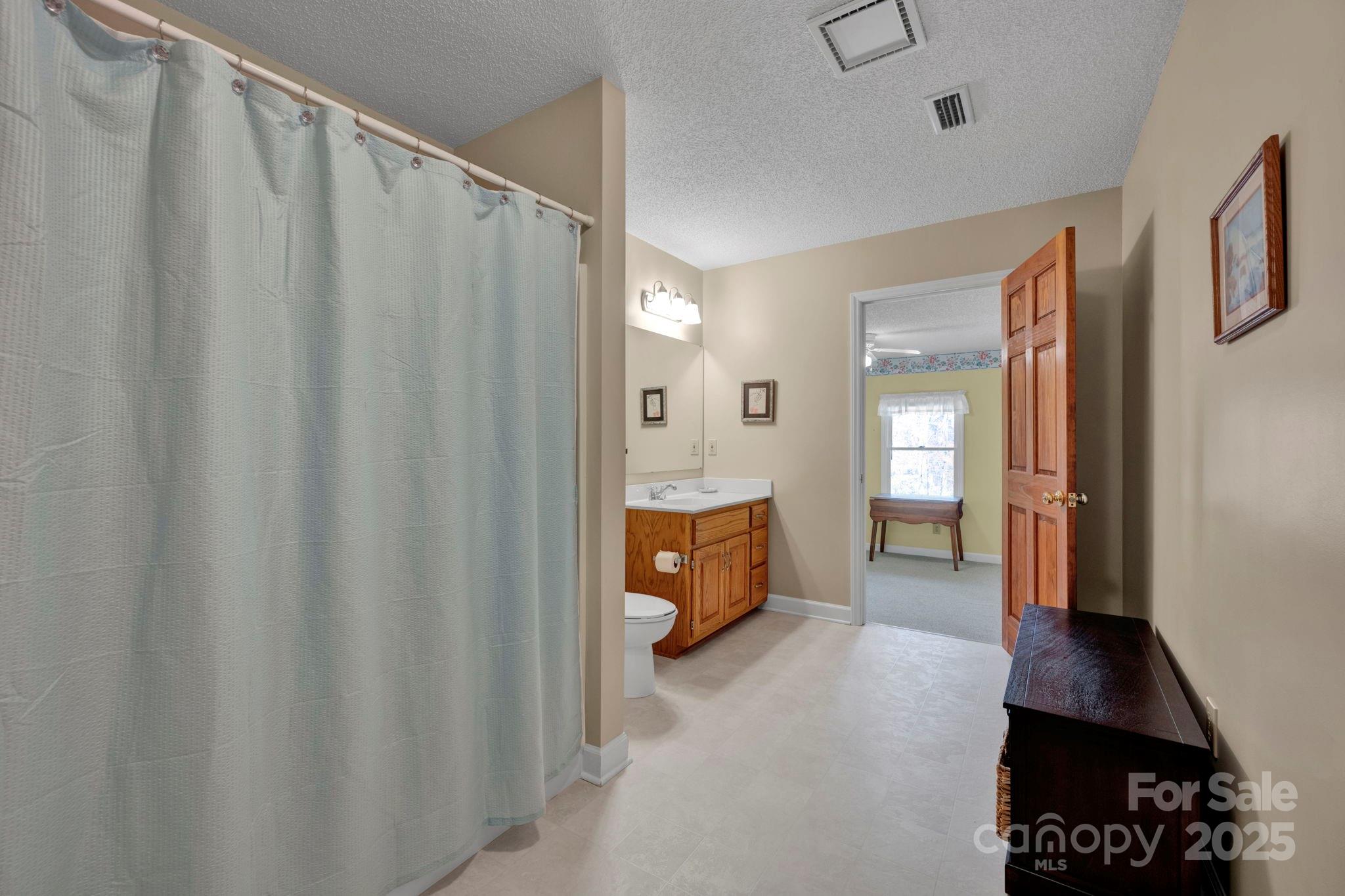 161 Picwyck Drive