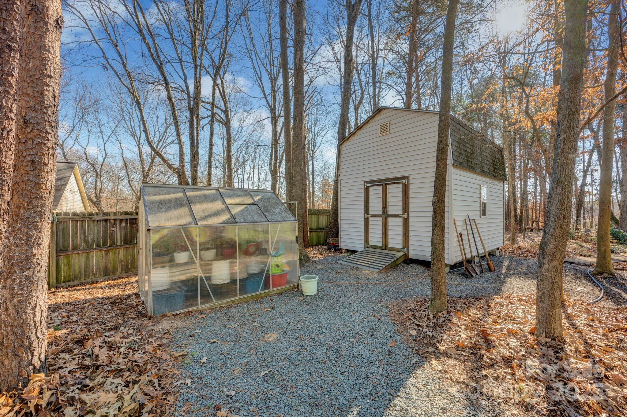 161 Picwyck Drive