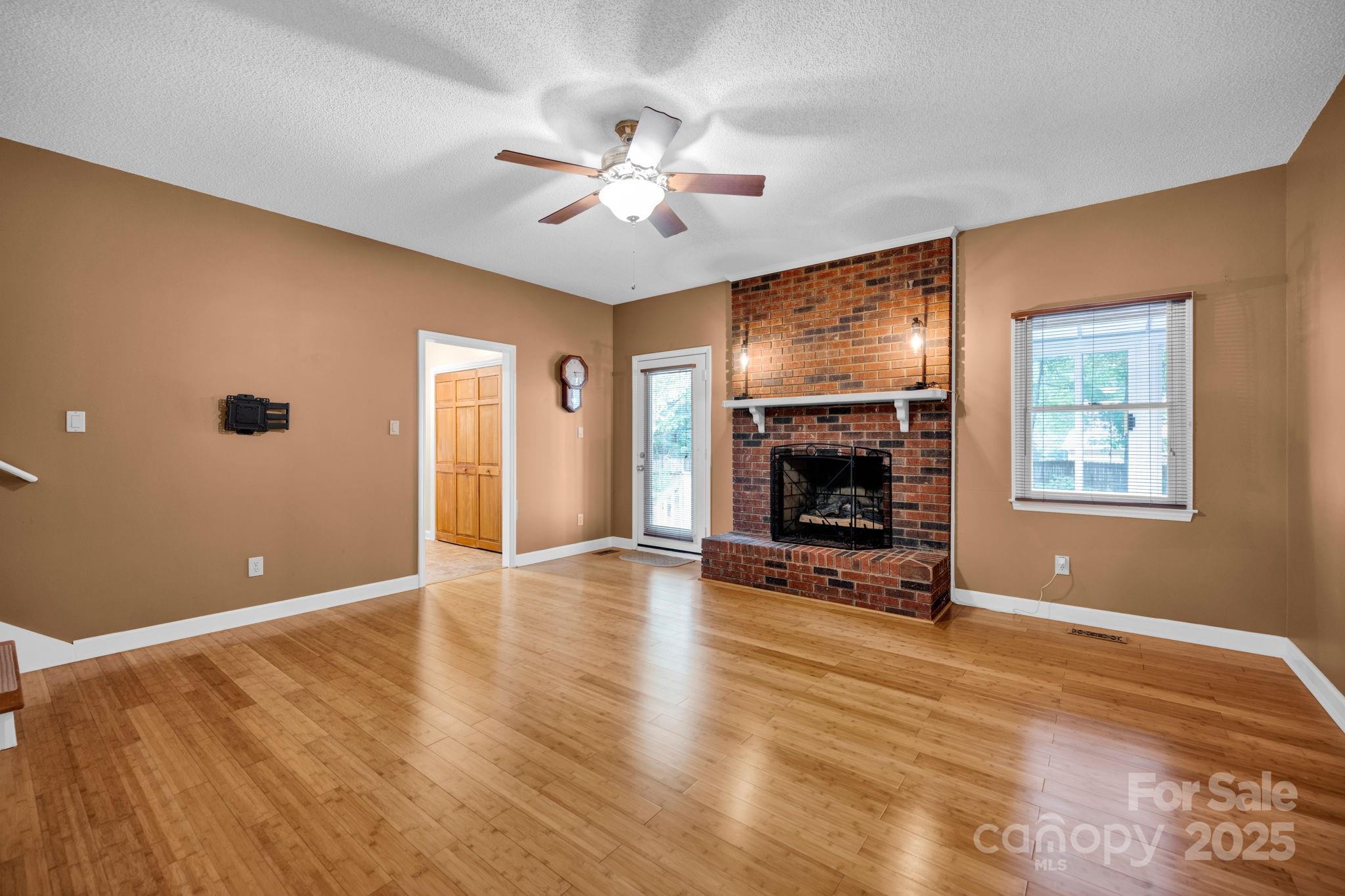 161 Picwyck Drive