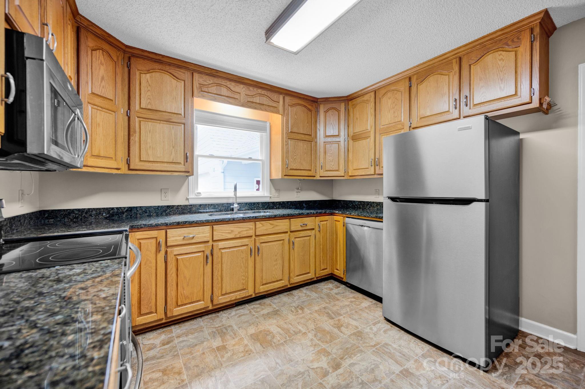161 Picwyck Drive