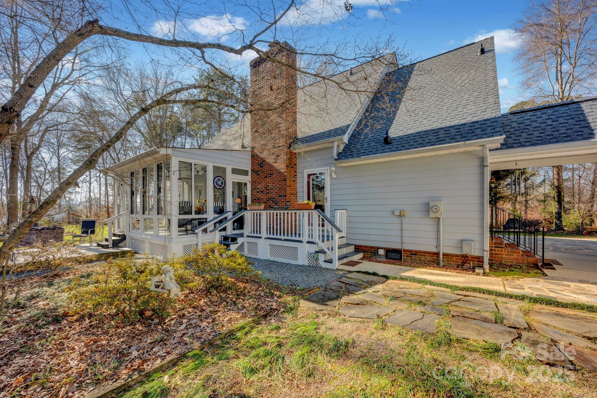 161 Picwyck Drive