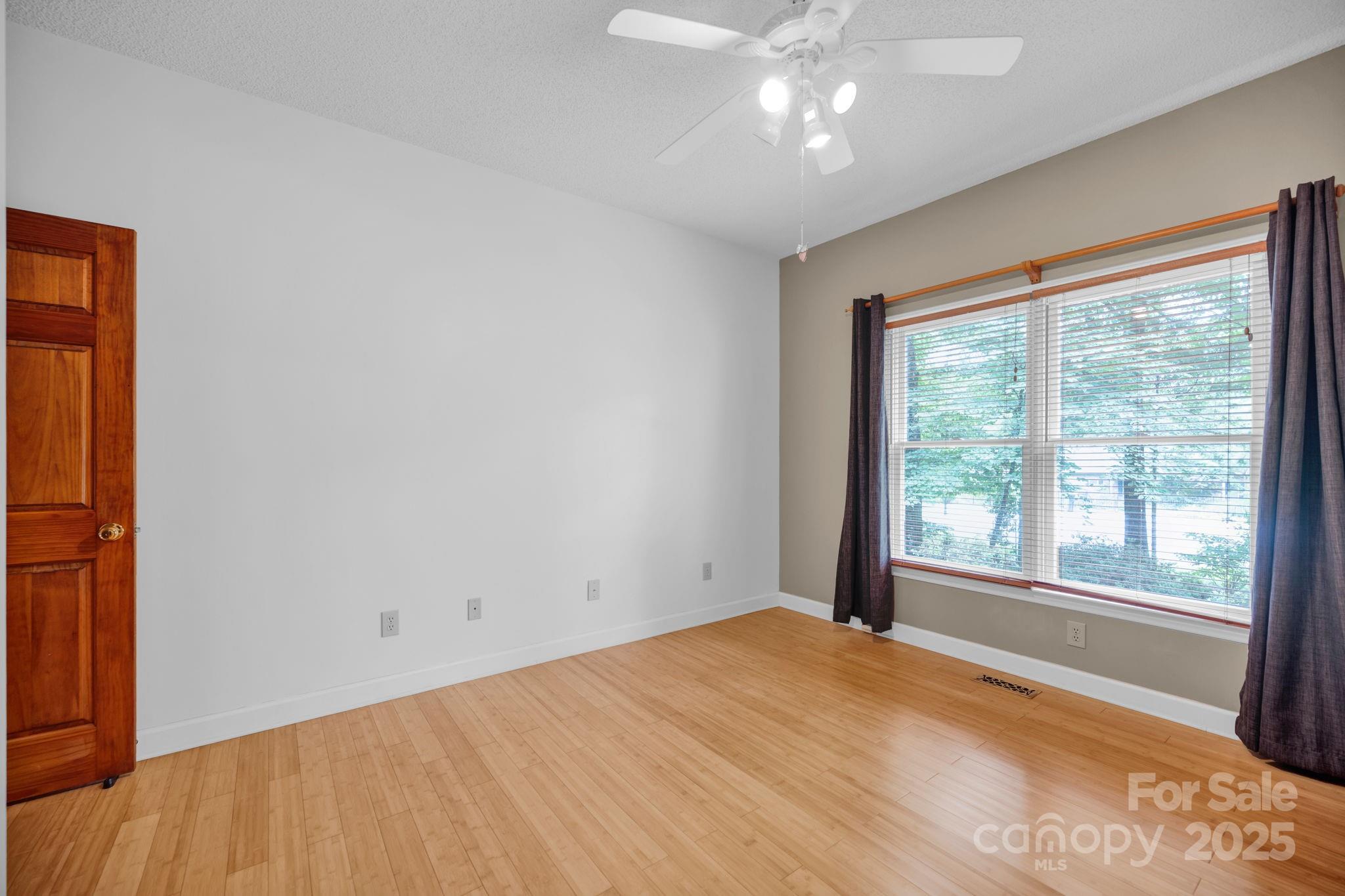 161 Picwyck Drive