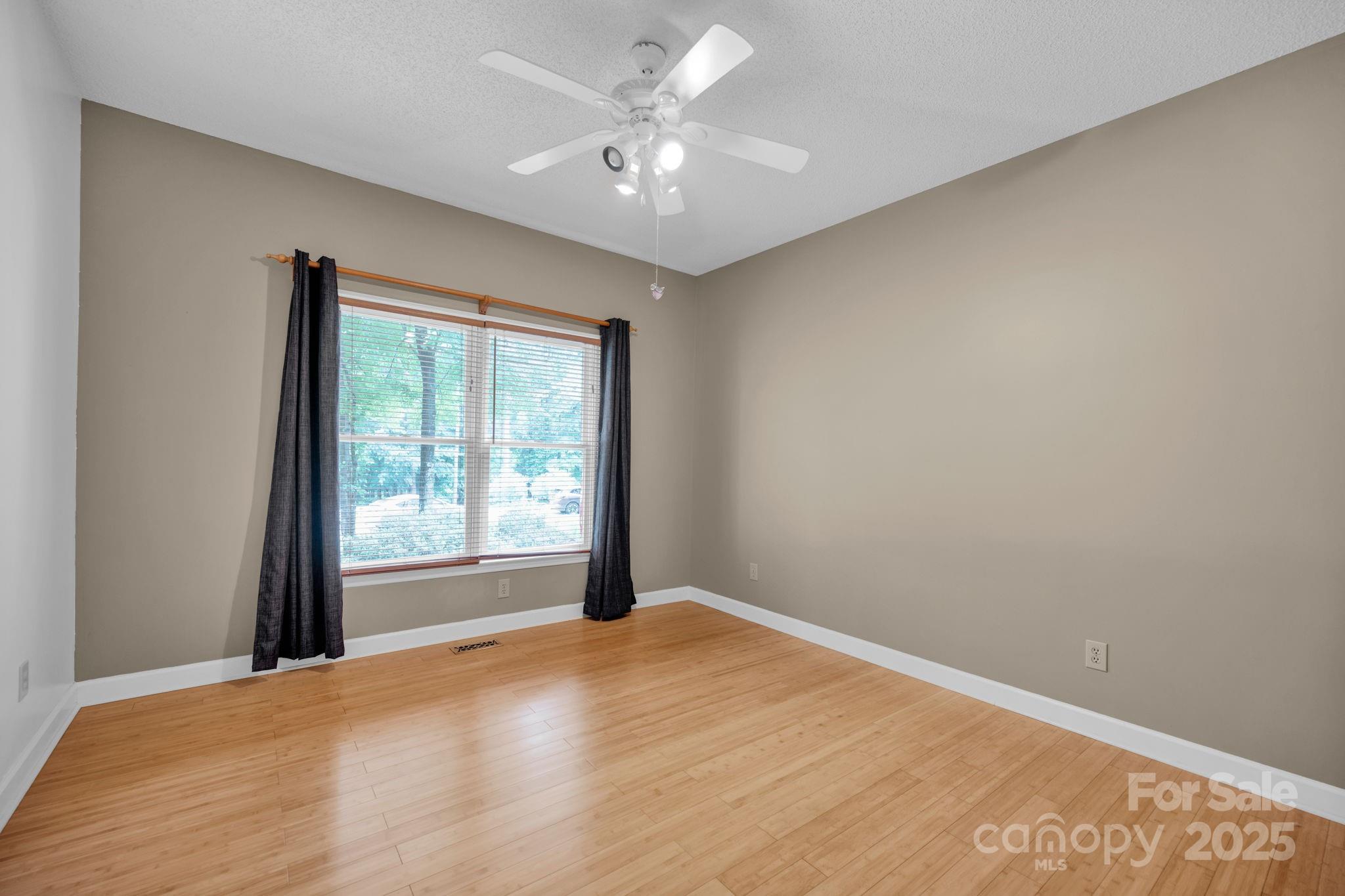 161 Picwyck Drive