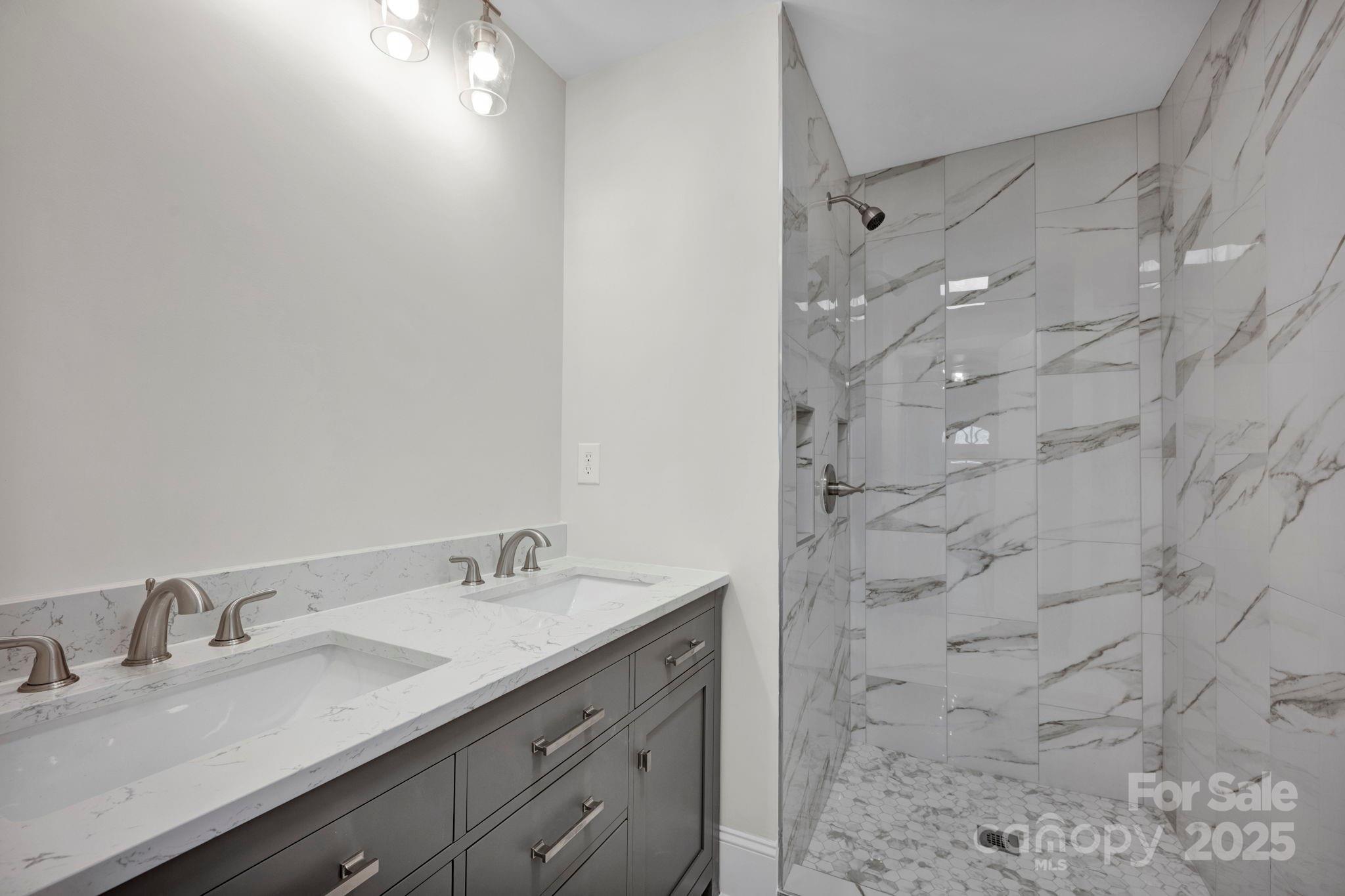 400 E 27th Street