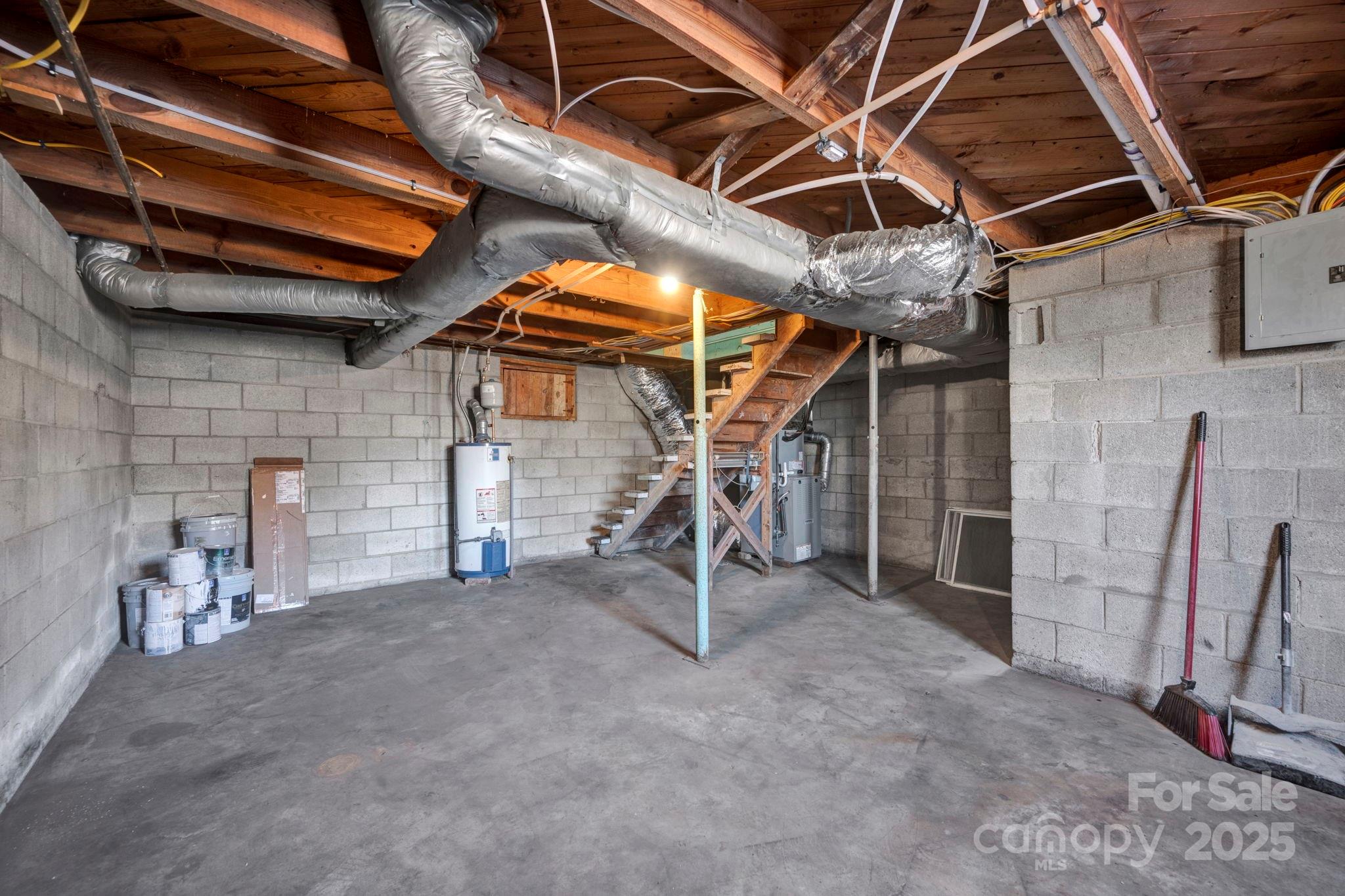 400 E 27th Street