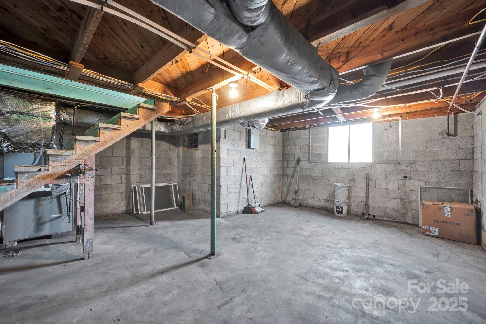 400 E 27th Street