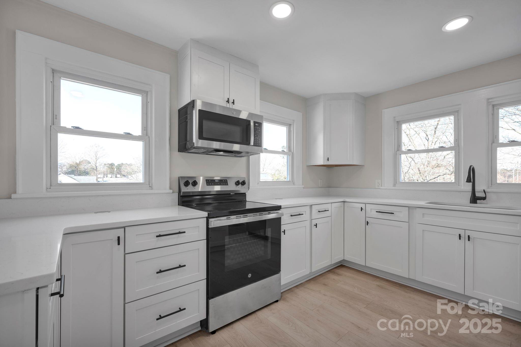 400 E 27th Street